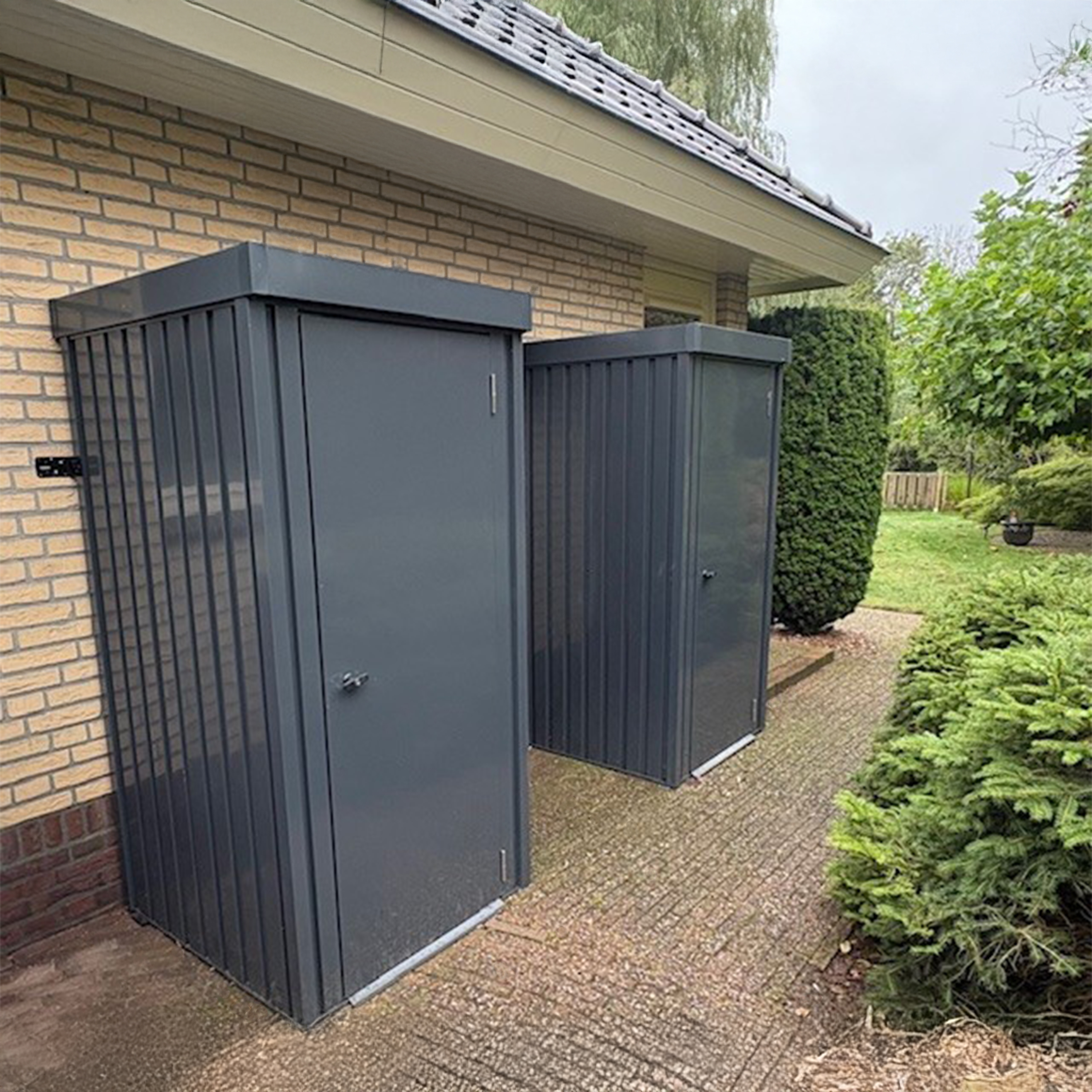 Hector Metal Garden Cabinet 1m2