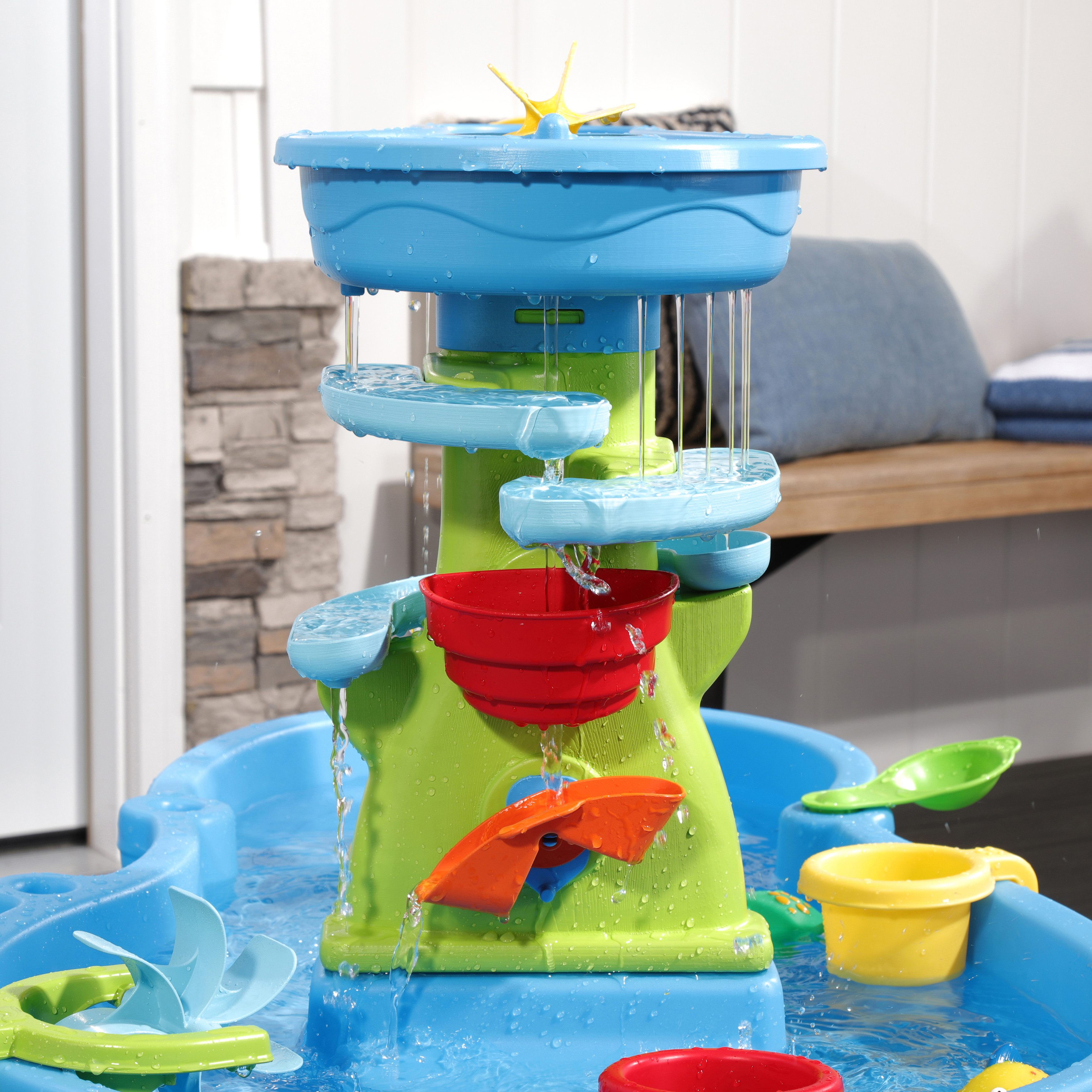 Double Showers Splash Water Table