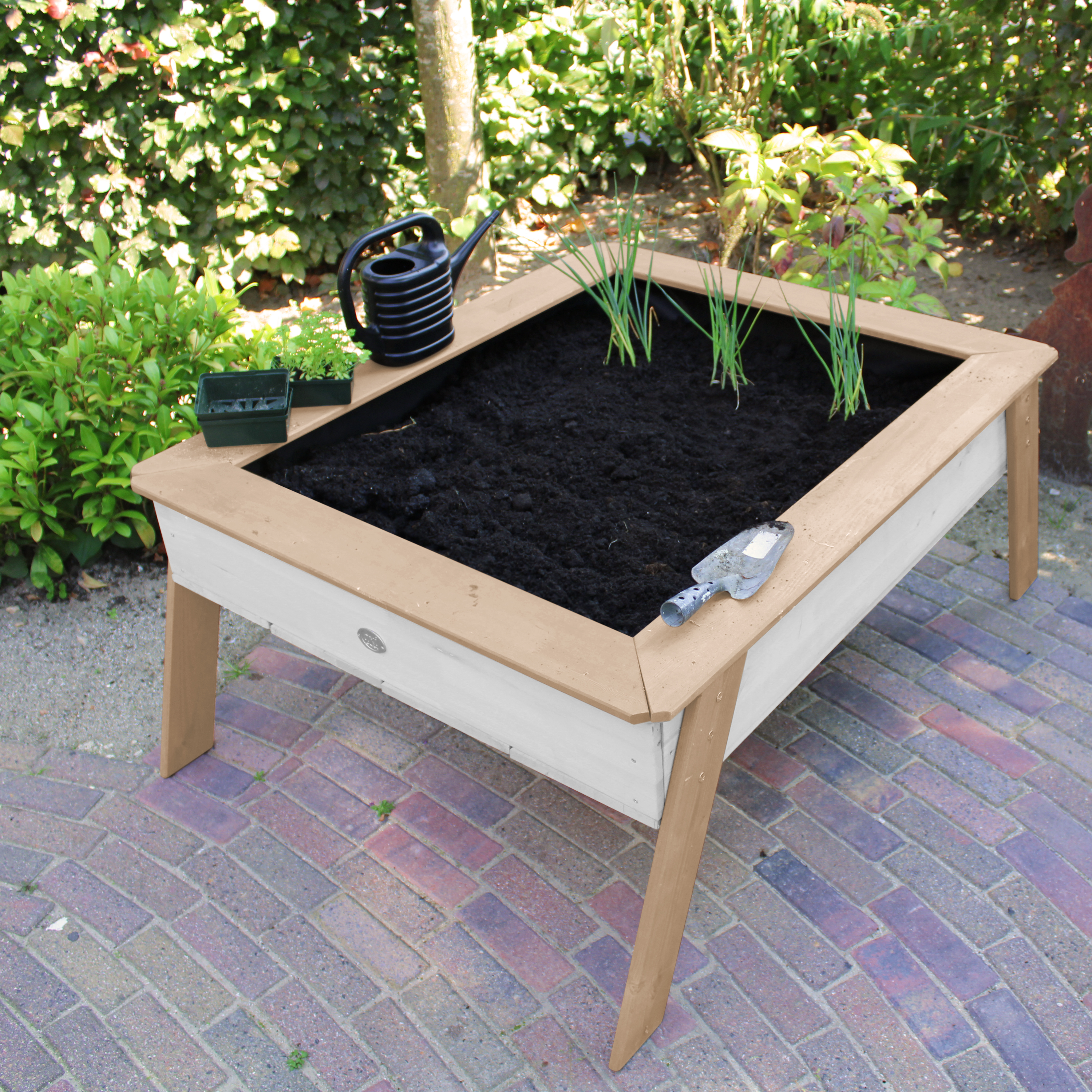 Linda Zand & Kweektafel Bruin/wit