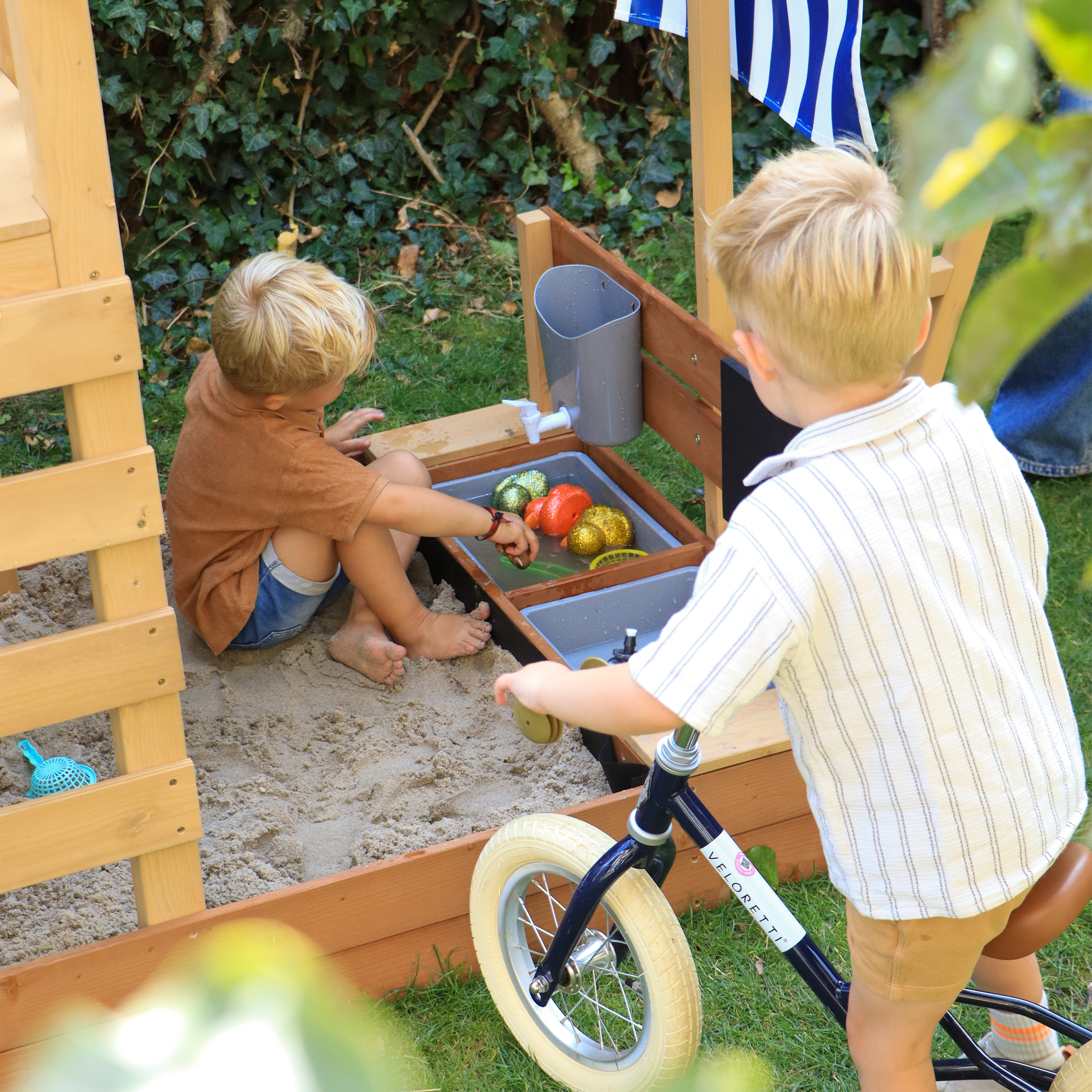 AXI Vicky Speeltoren - Blauwe glijbaan