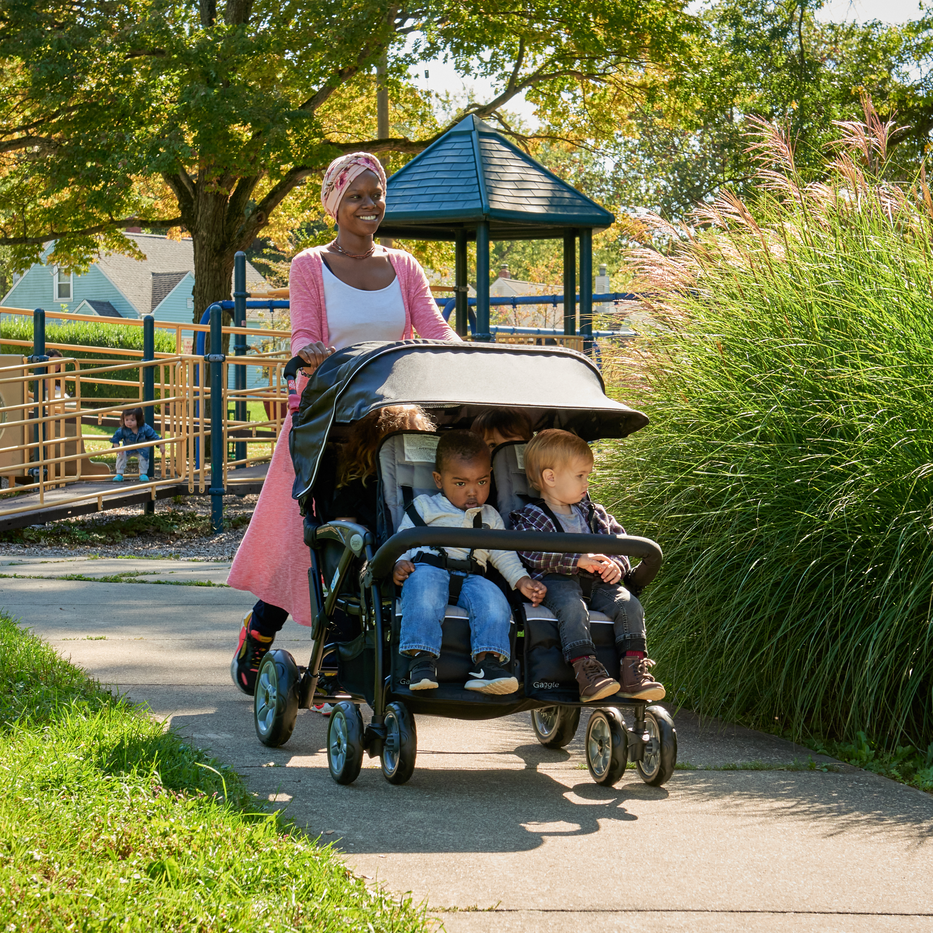 Compass 4 Seat Quad Stroller black Compass 4 Seat Quad Stroller black