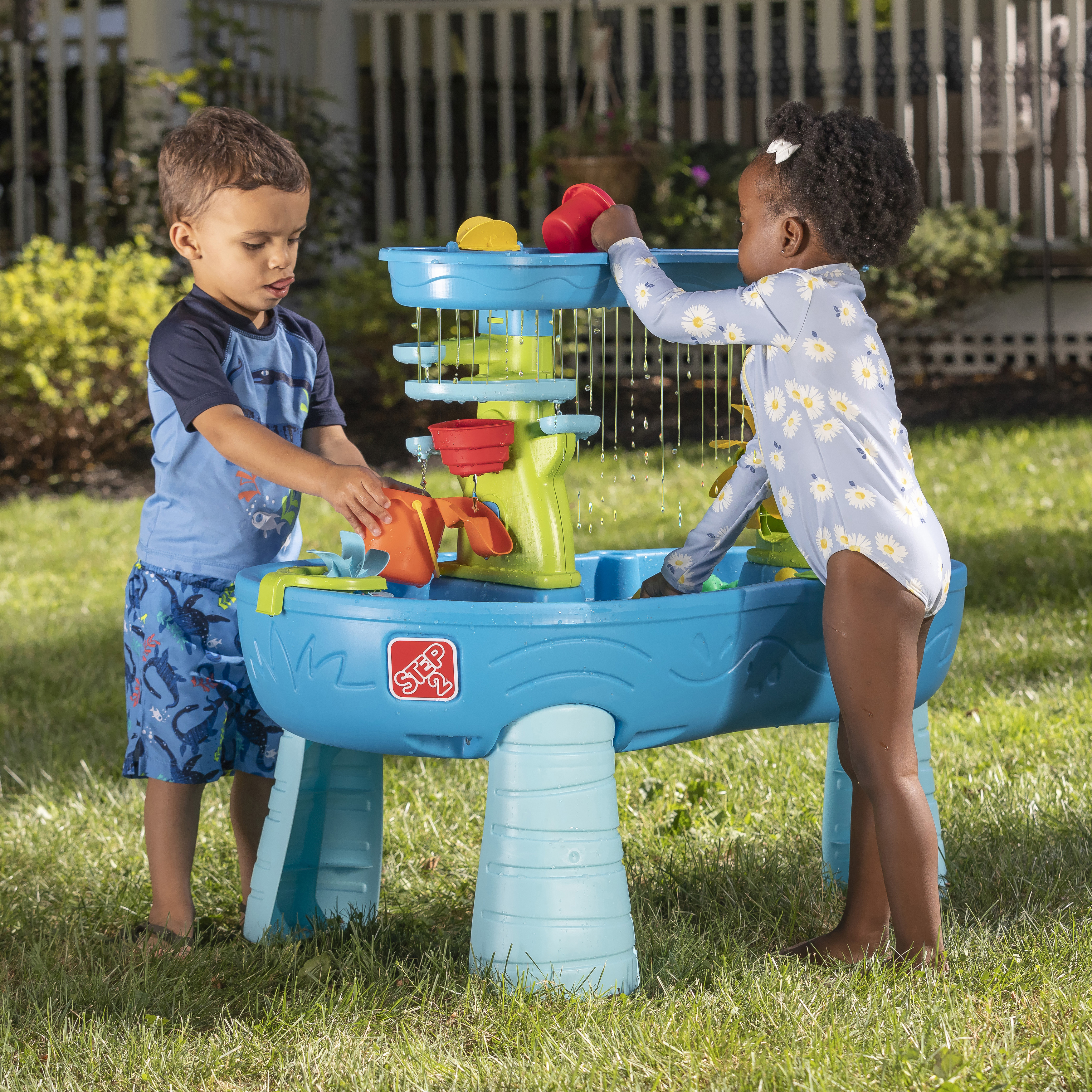 Double Showers Splash Water Table