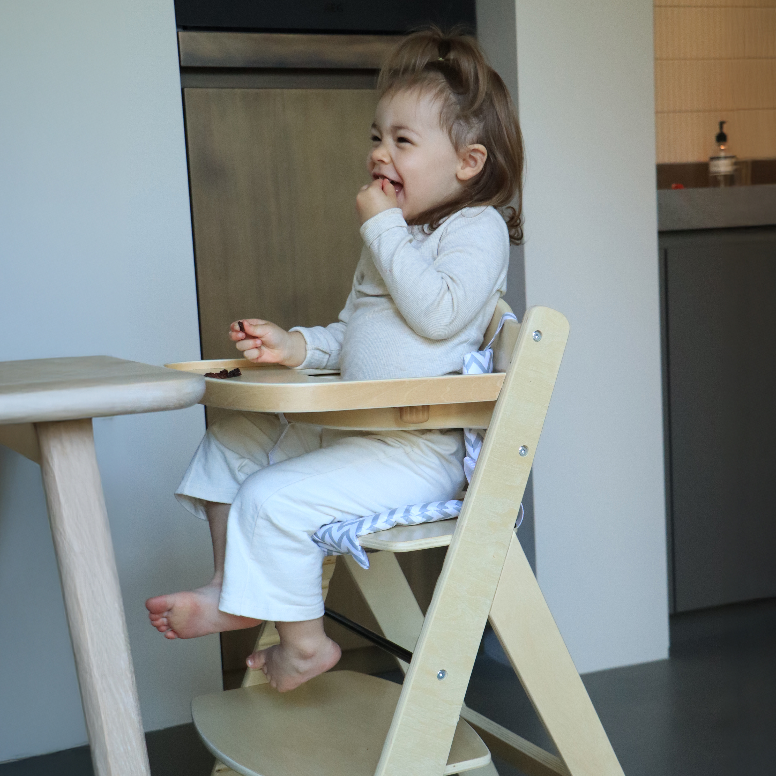 Fynn High Chair - Natural