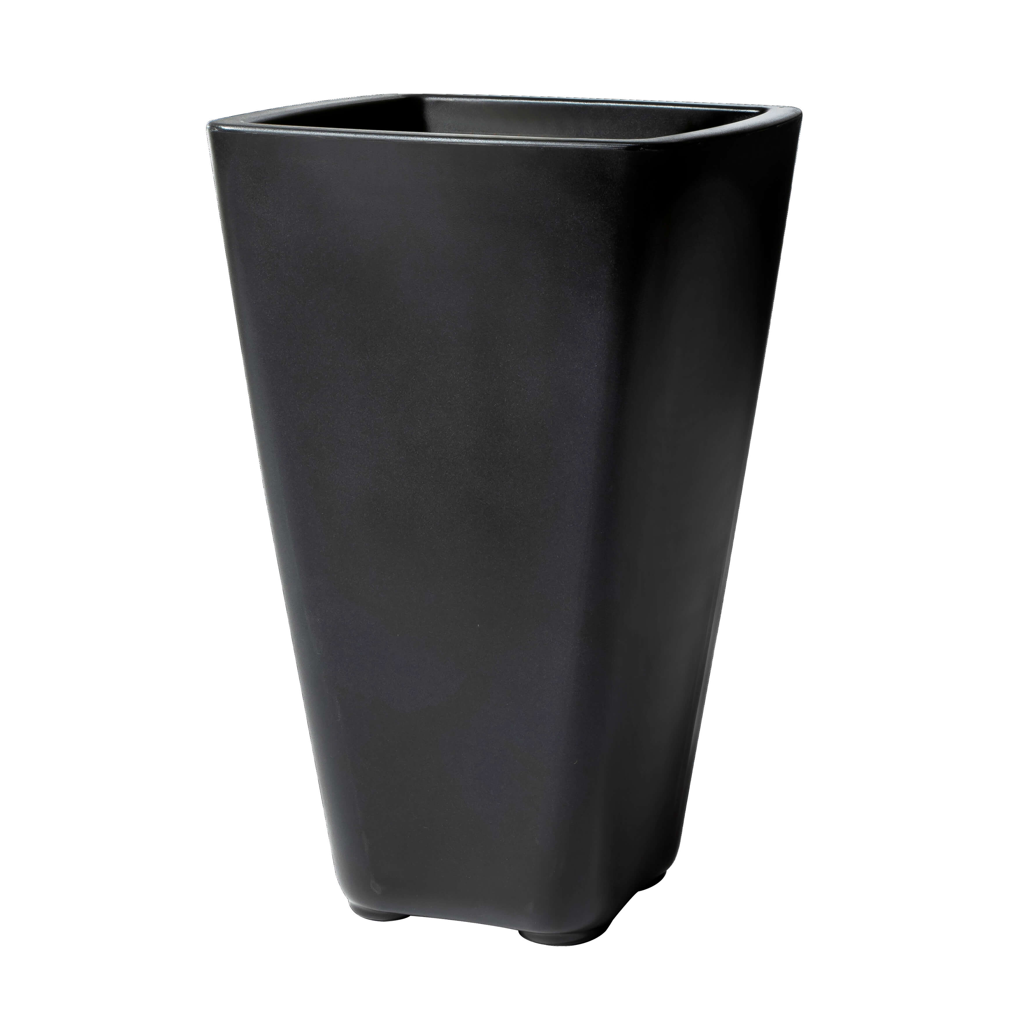 Bridgeview Tall Planter - Onyx Black