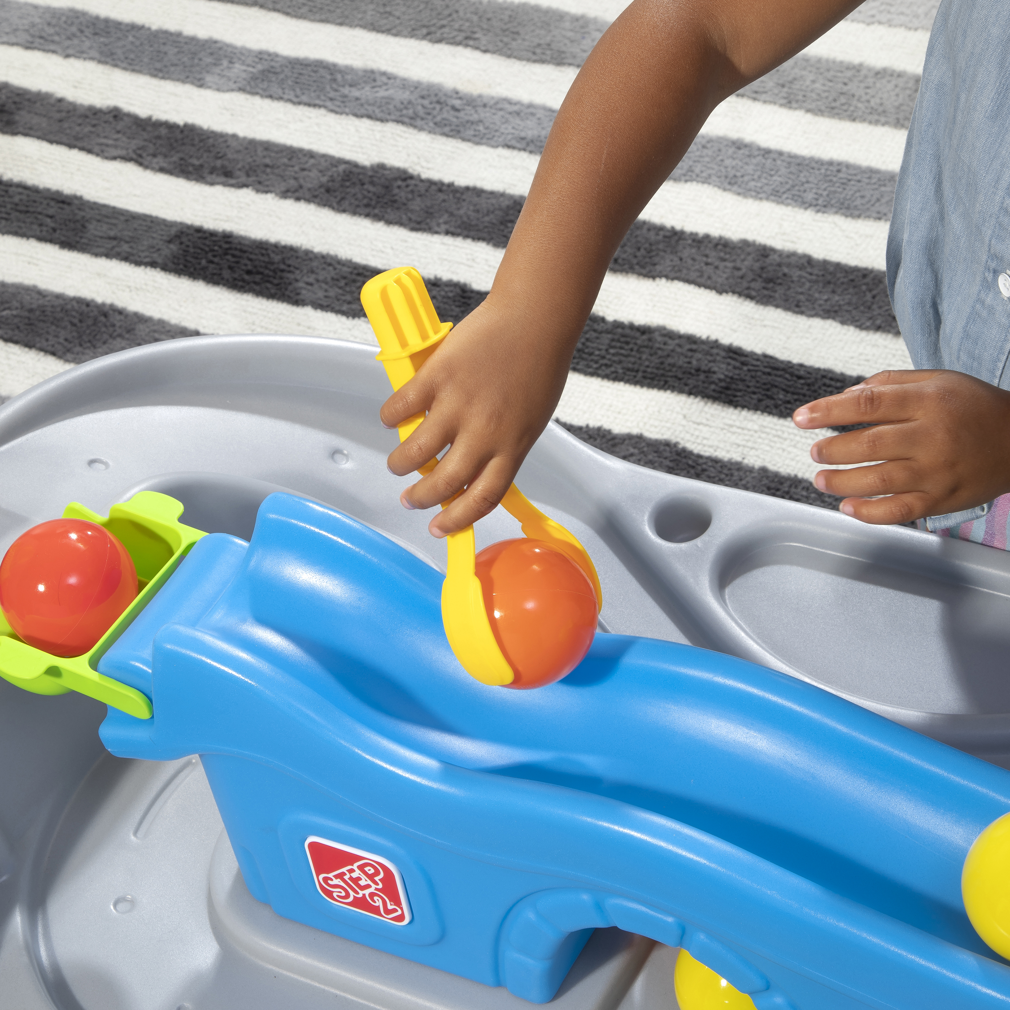 Ball Buddies Truckin' & Rollin' Play Table Ball Buddies Truckin' & Rollin' Play Table