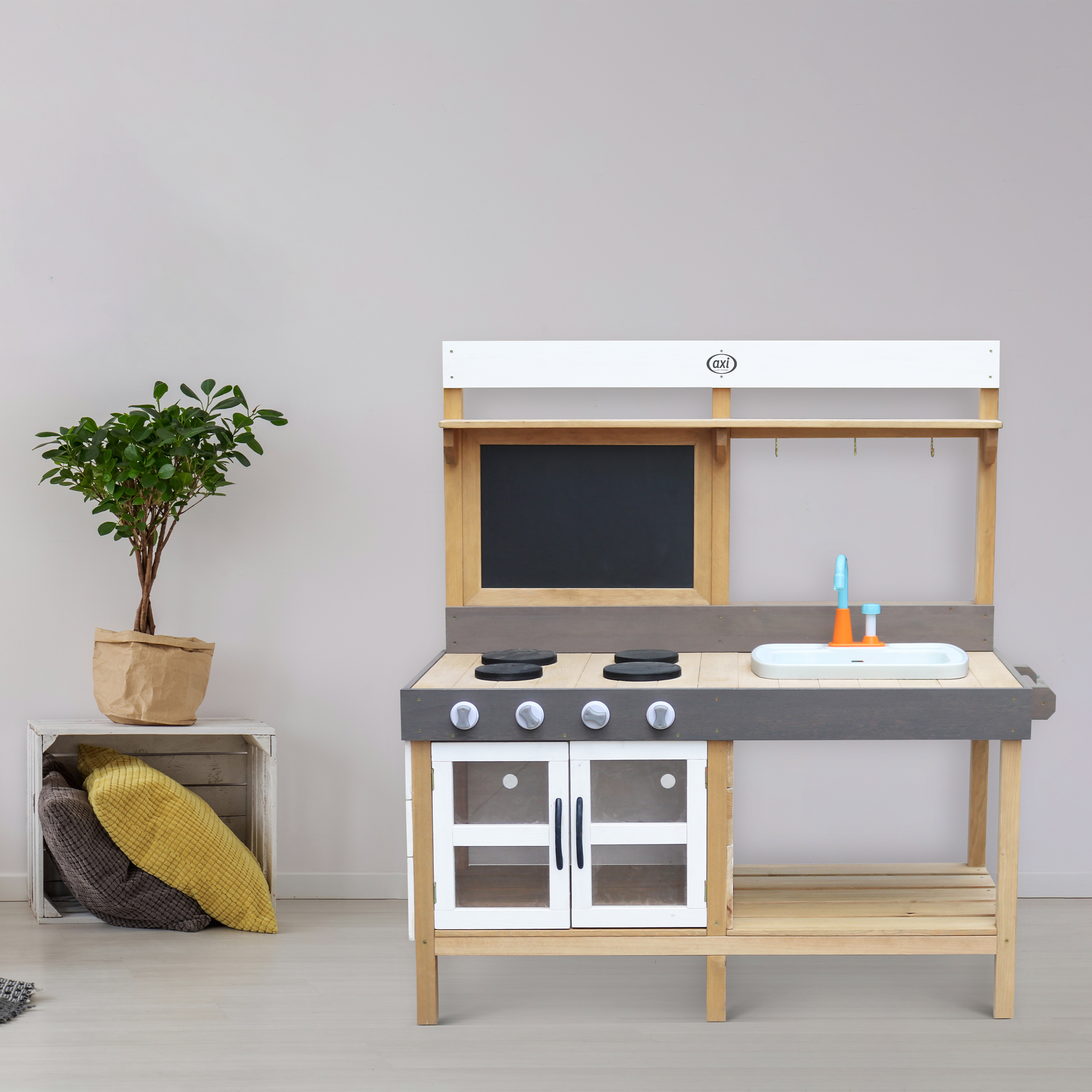 Rosa Sand & Water Play Kitchen Large