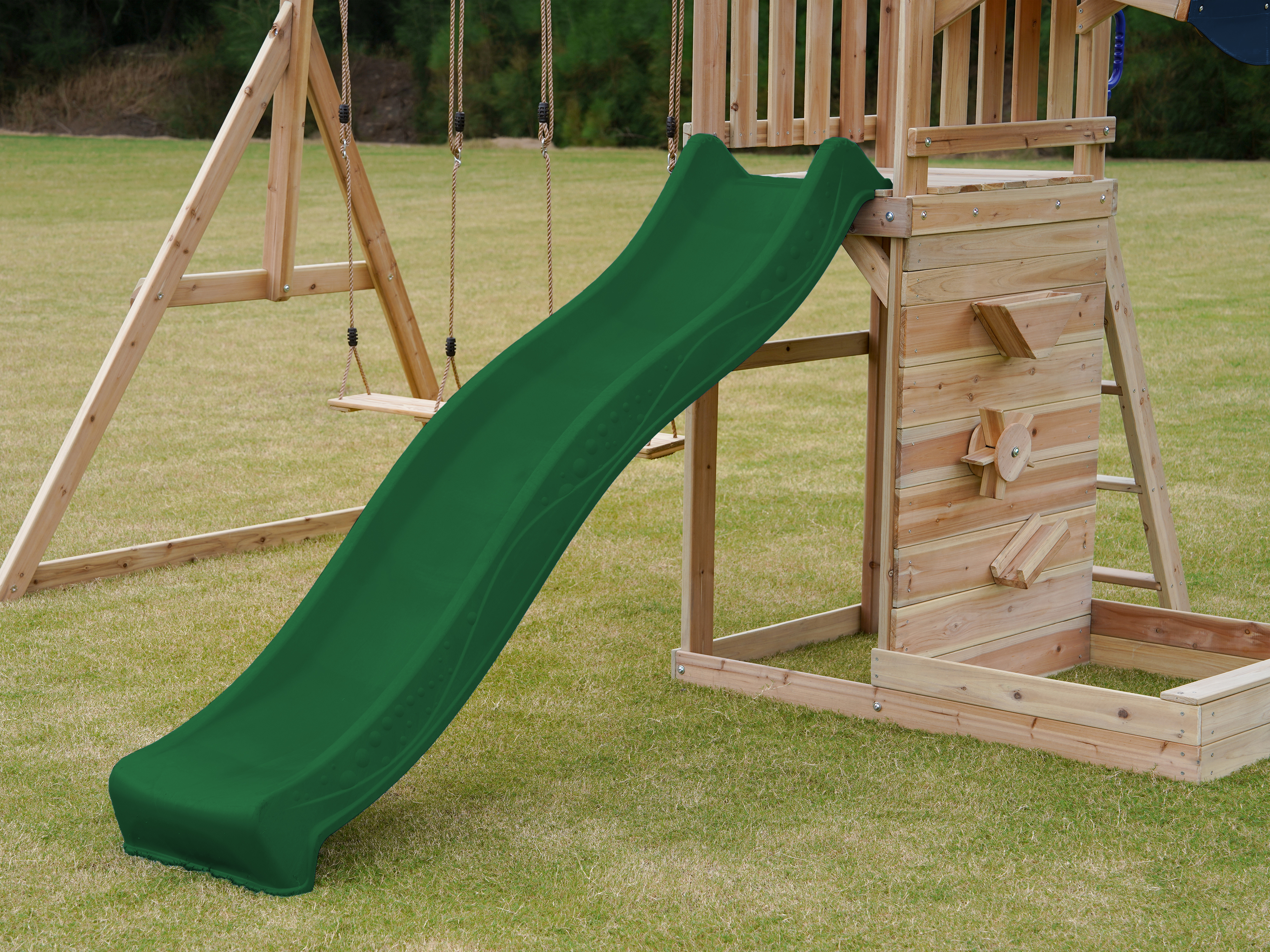 Aire de jeux Malik avec balançoire marron - toboggan vert