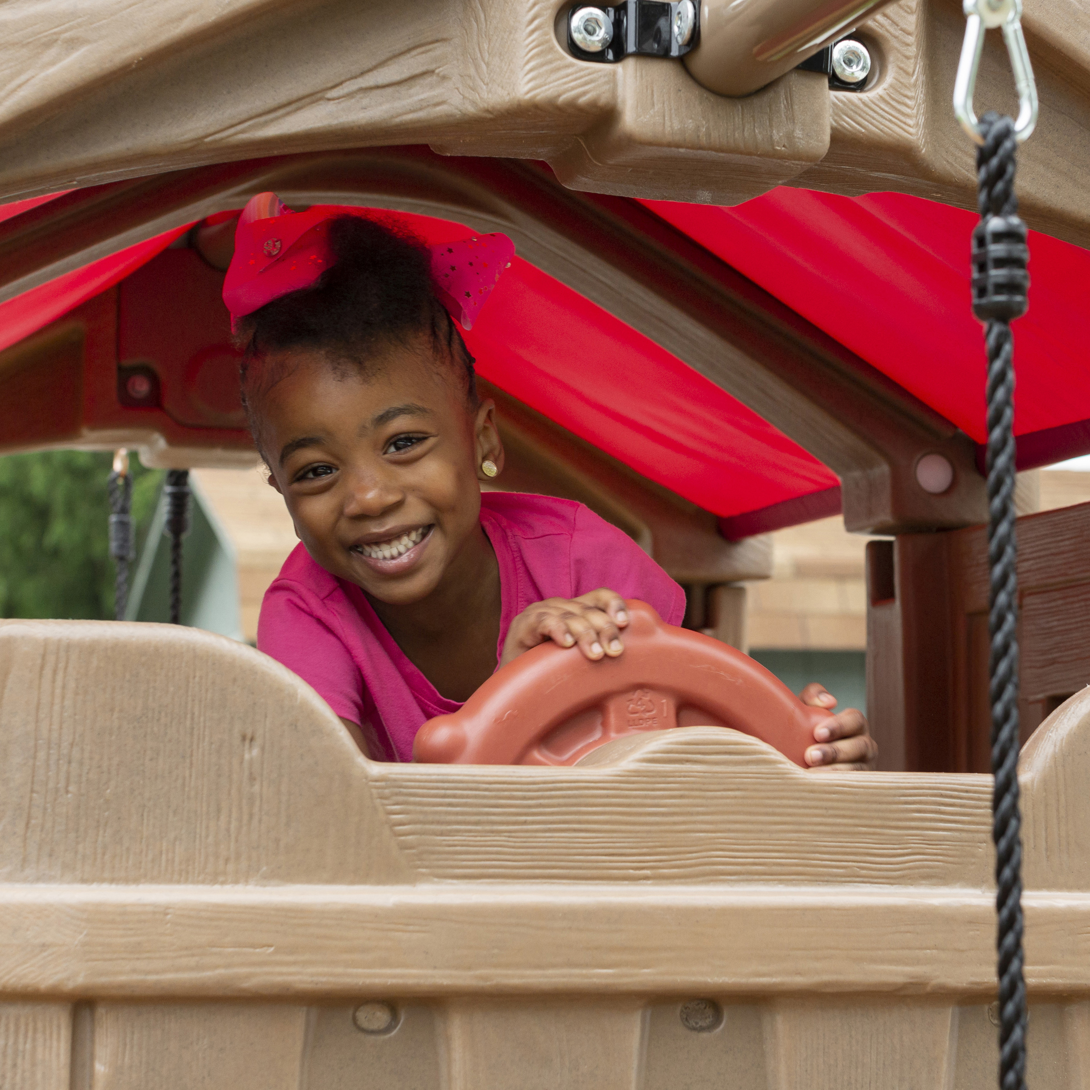 Naturally Playful Adventure Lodge Speelhuis met glijbaan