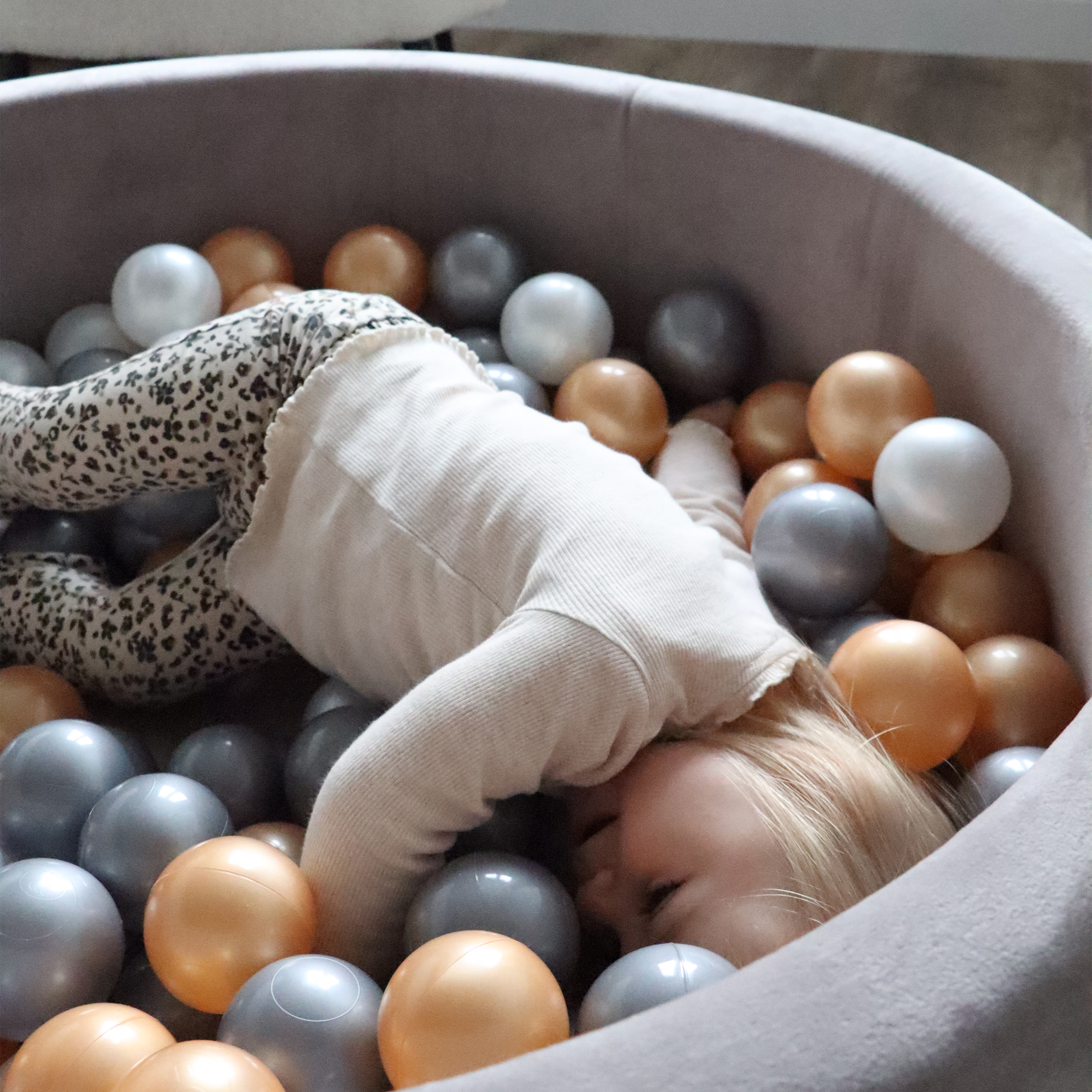 Boaz Ballpit incl. 200 balls - Grey