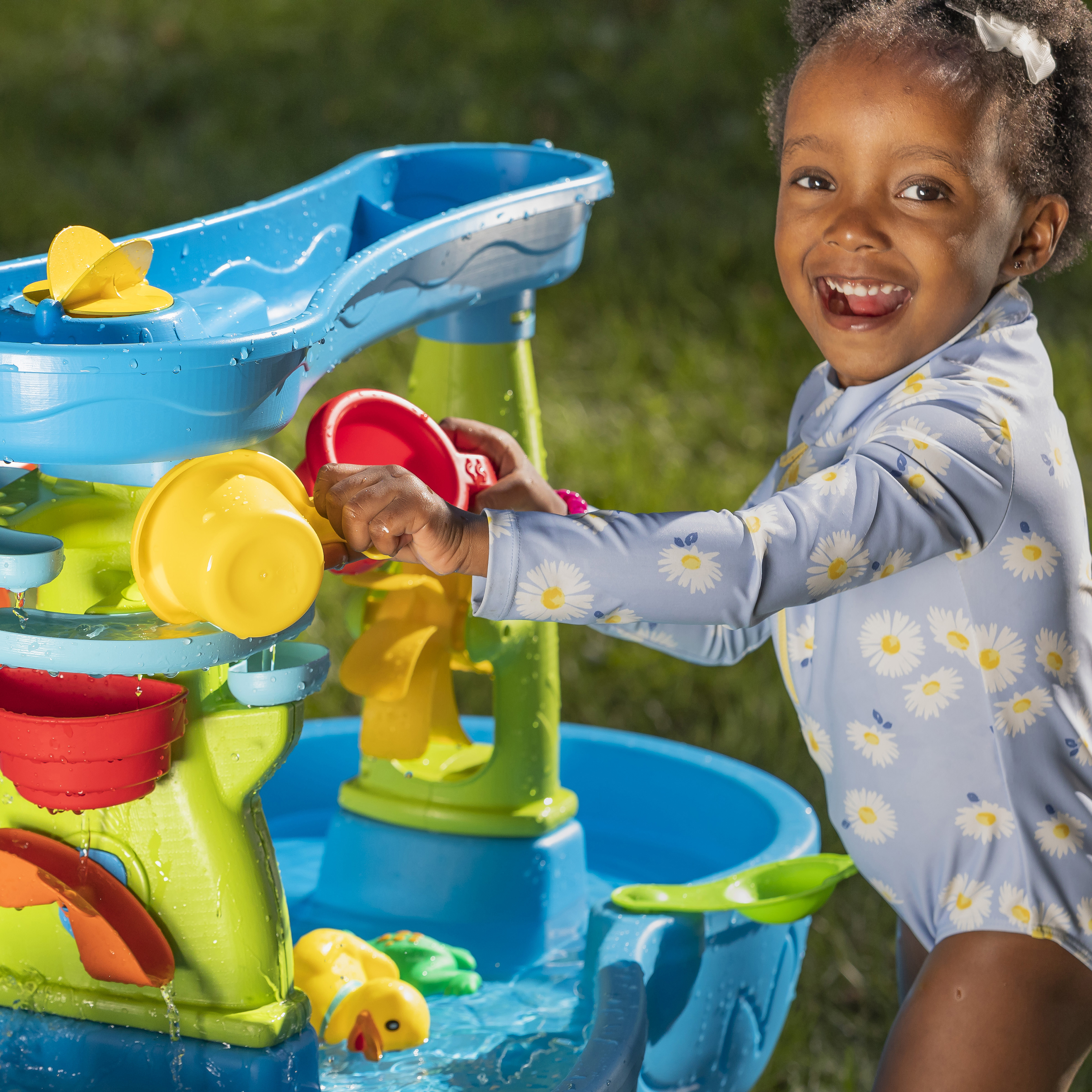 Double Showers Splash Water Table
