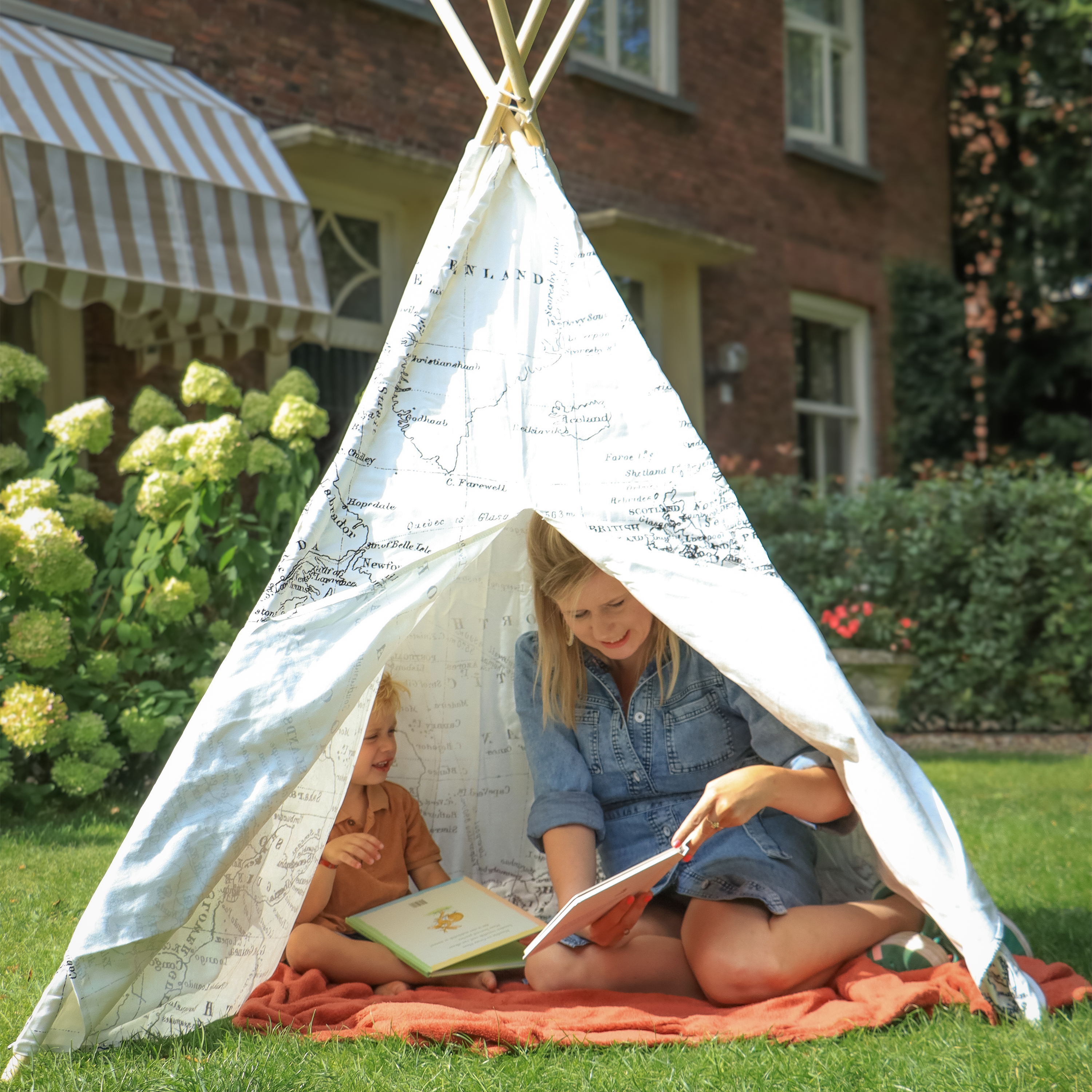 Wereldkaart Tipi Tent Zwart/wit