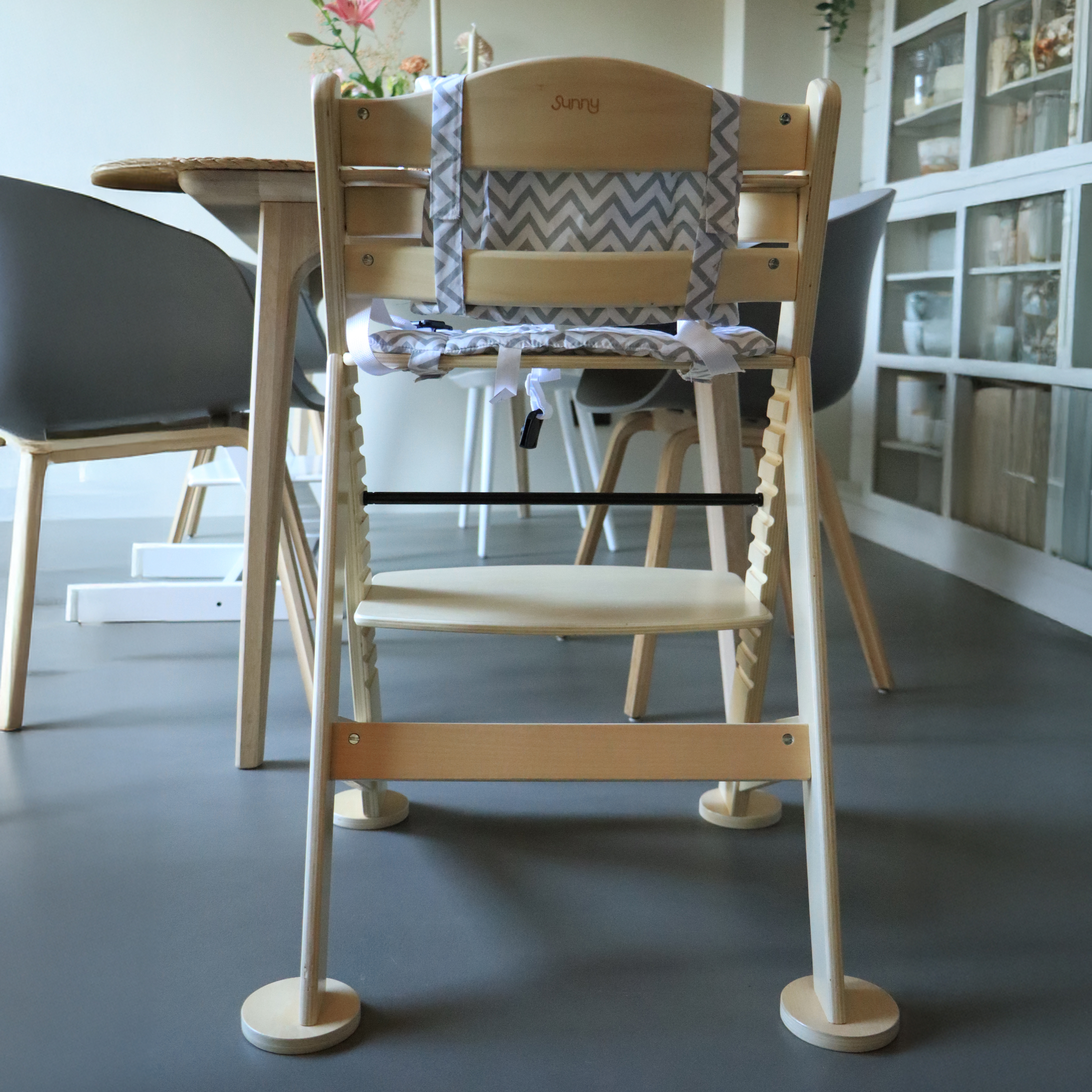 Fynn High Chair - Natural