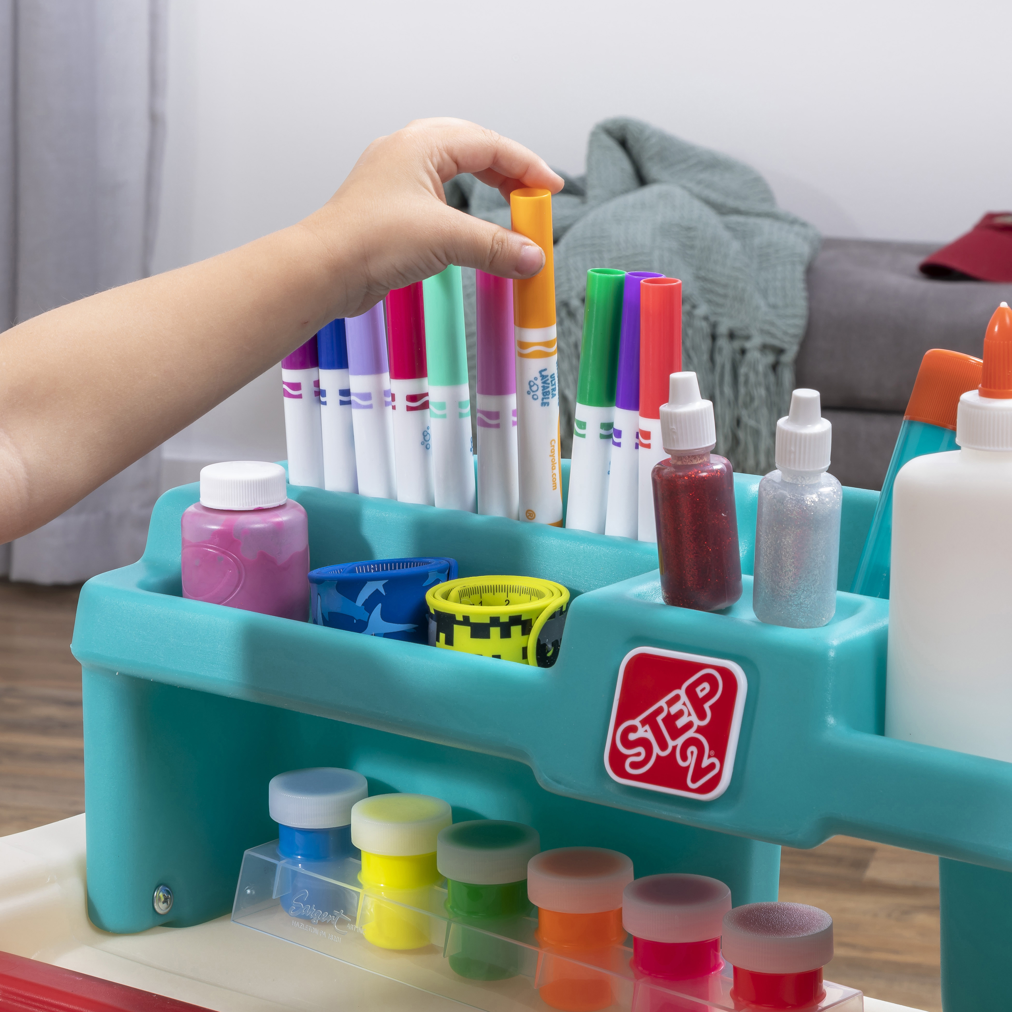 Flip & Doodle Easel Desk With Stool Flip & Doodle Easel Desk With Stool