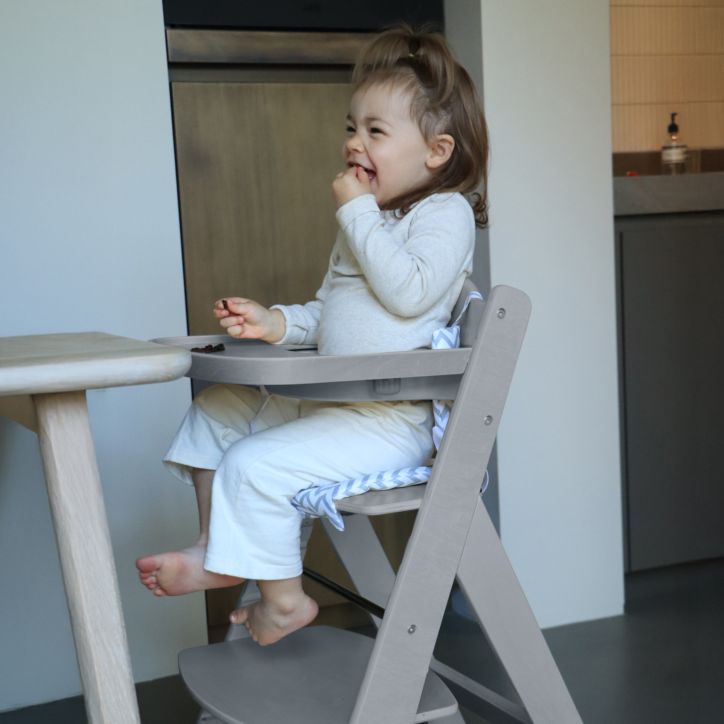 Fynn High Chair - Grey