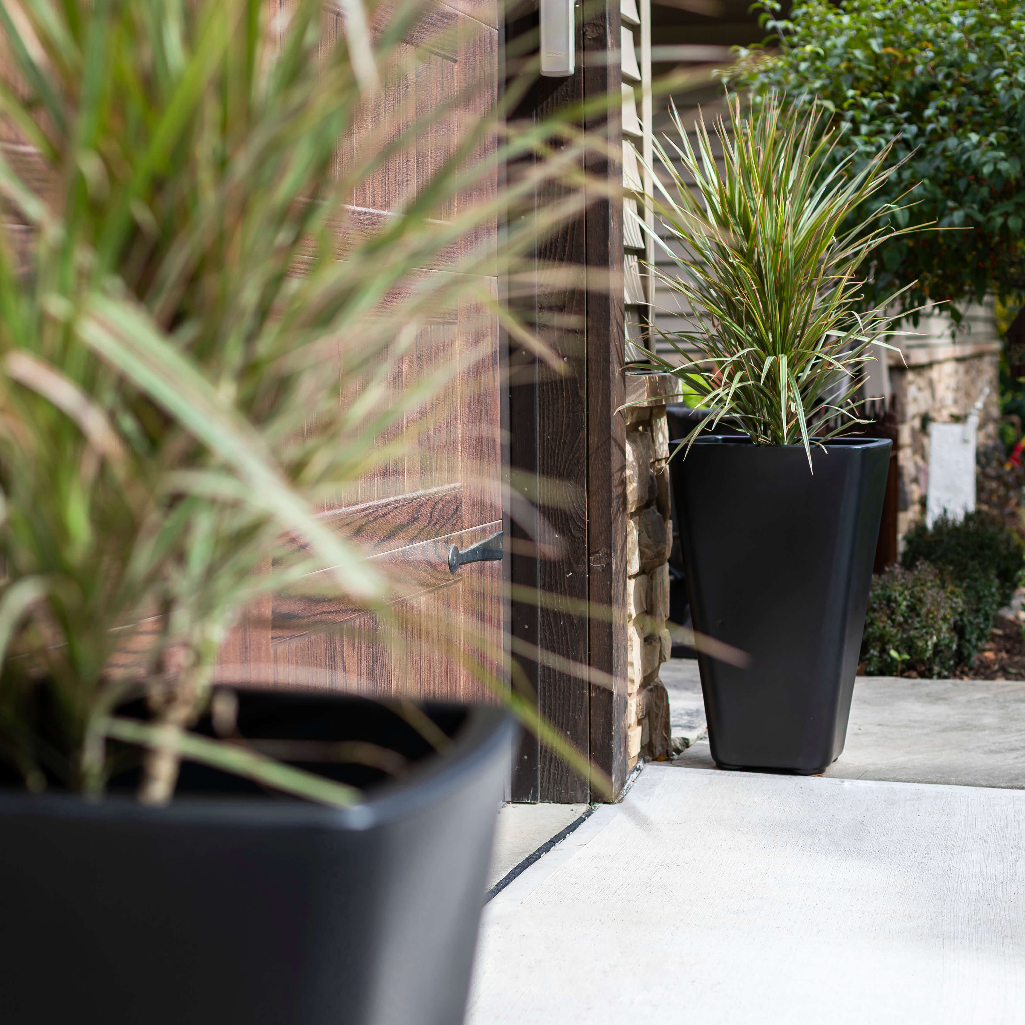 Bridgeview Tall Planter - Onyx Black Bridgeview Tall Planter - Onyx Black