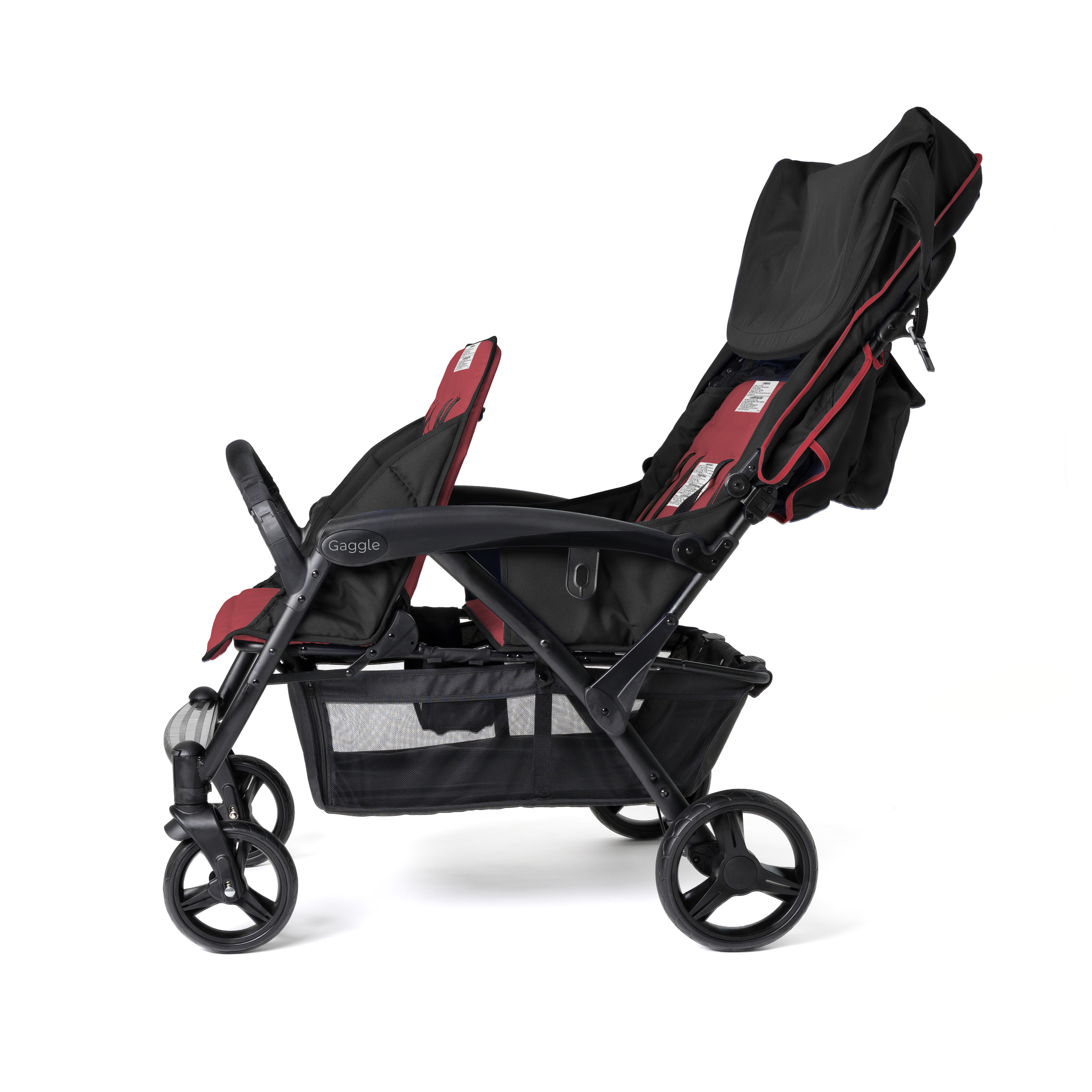 Odyssey 4x4 quad kinderwagen / buggy voor 4 kinderen in rood Odyssey 4x4 quad kinderwagen / buggy voor 4 kinderen in rood