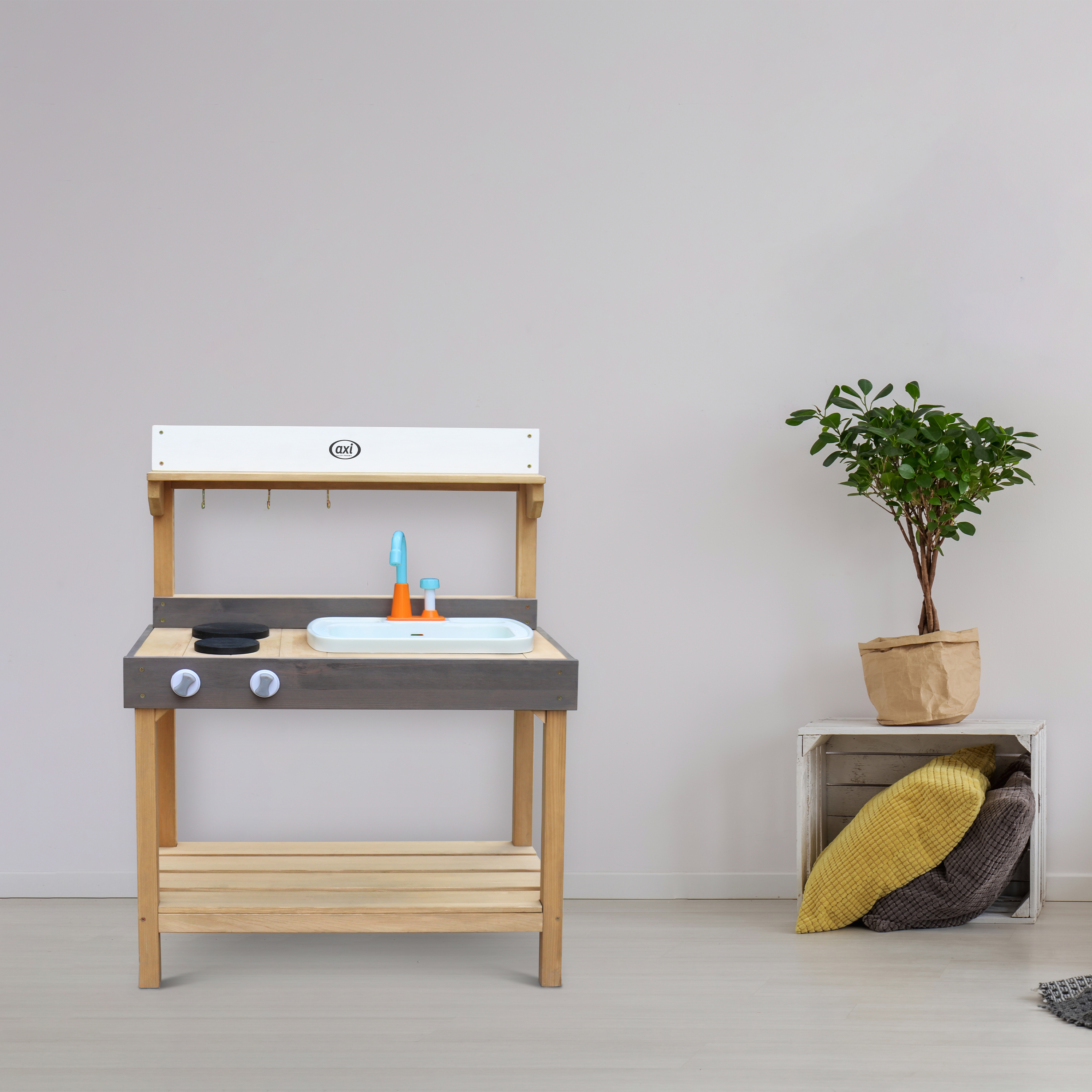 Rosa Sand & Water Play Kitchen Medium Rosa Sand & Water Play Kitchen Medium