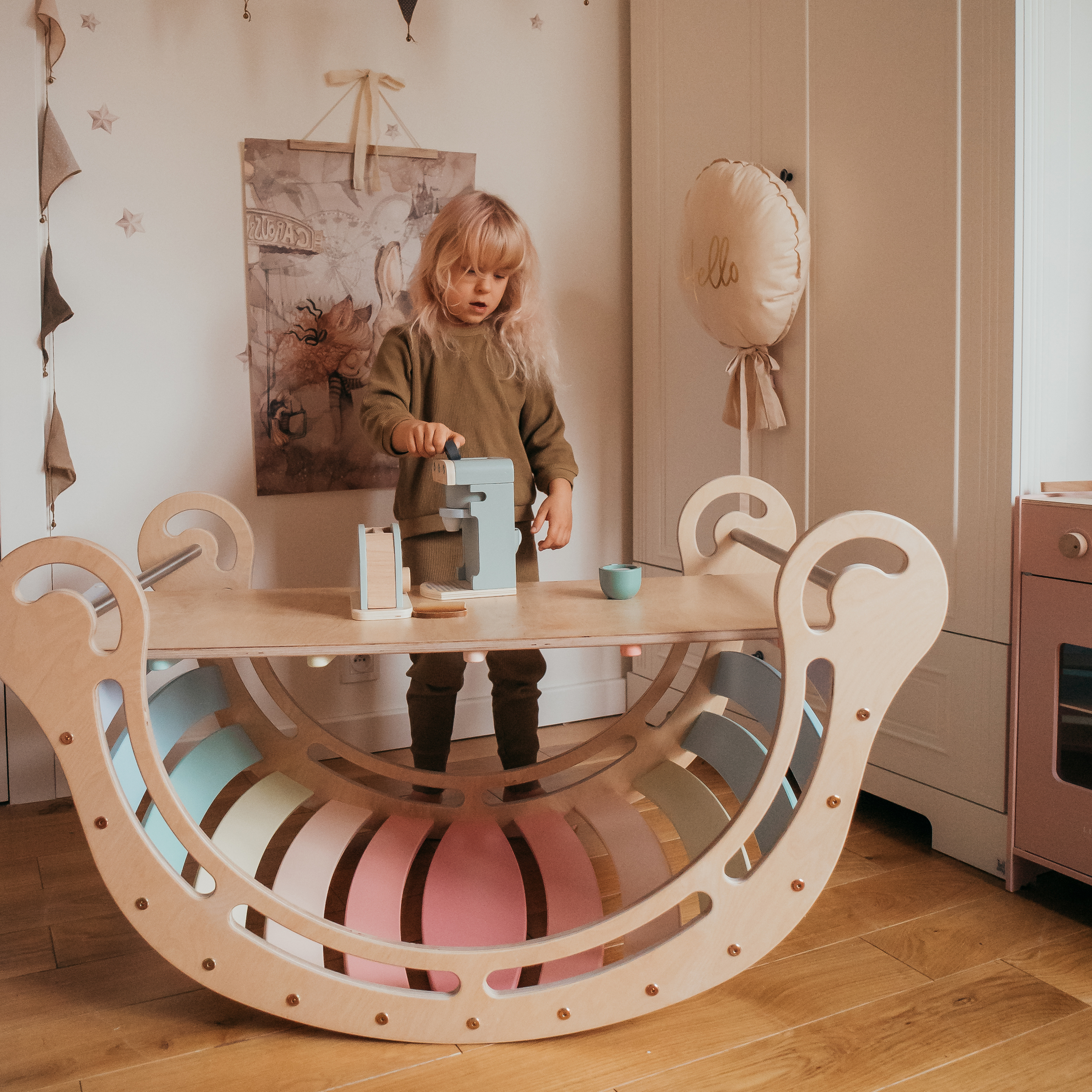 Houten XXL Rocker met Klimwand Pastel