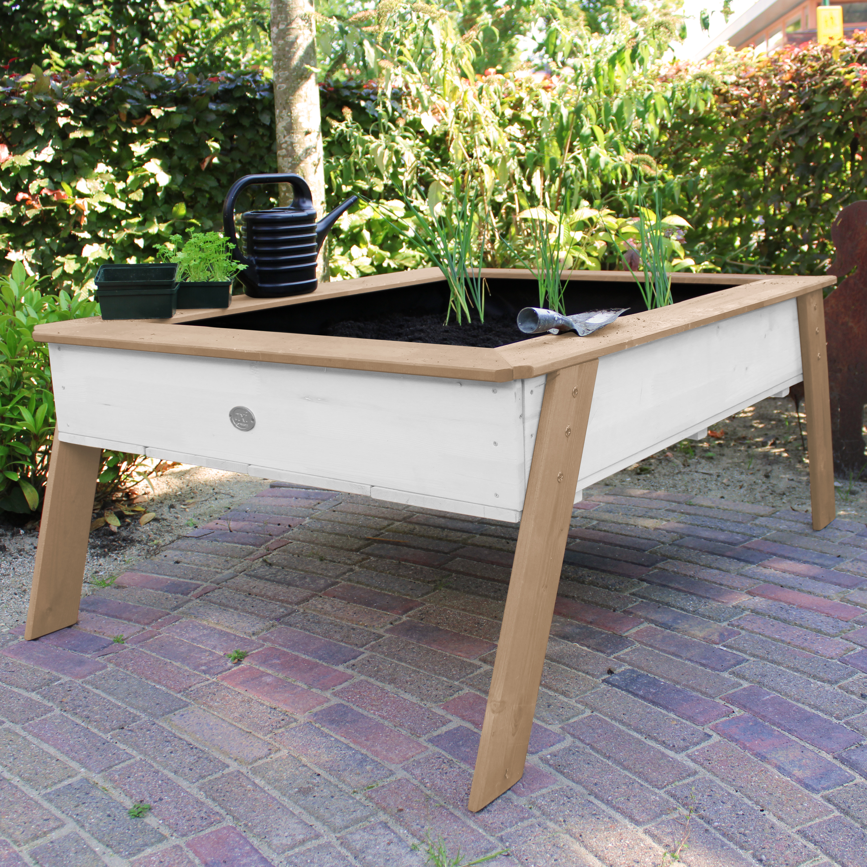 Linda Zand & Kweektafel Bruin/wit