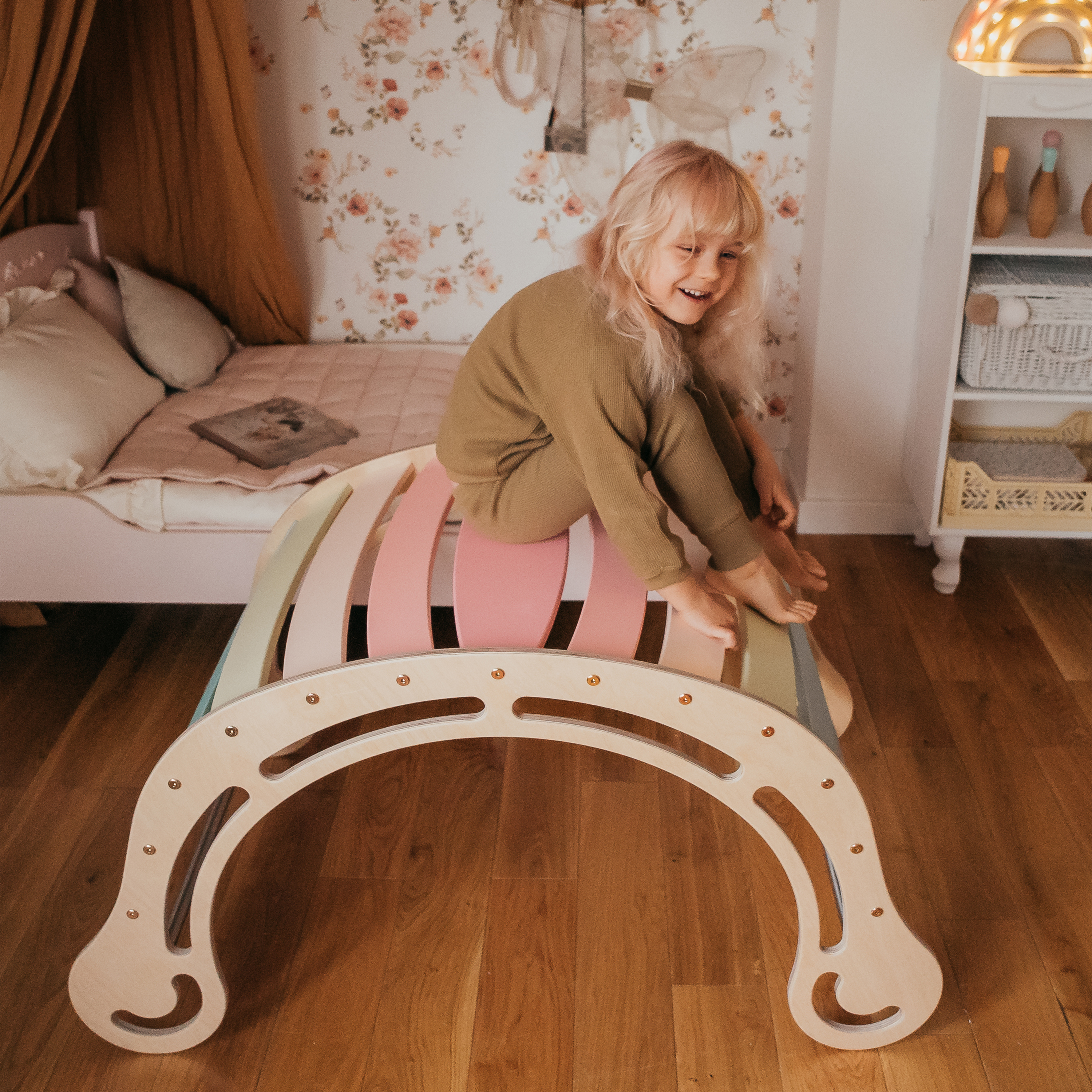 Houten XXL Rocker met Klimwand Pastel