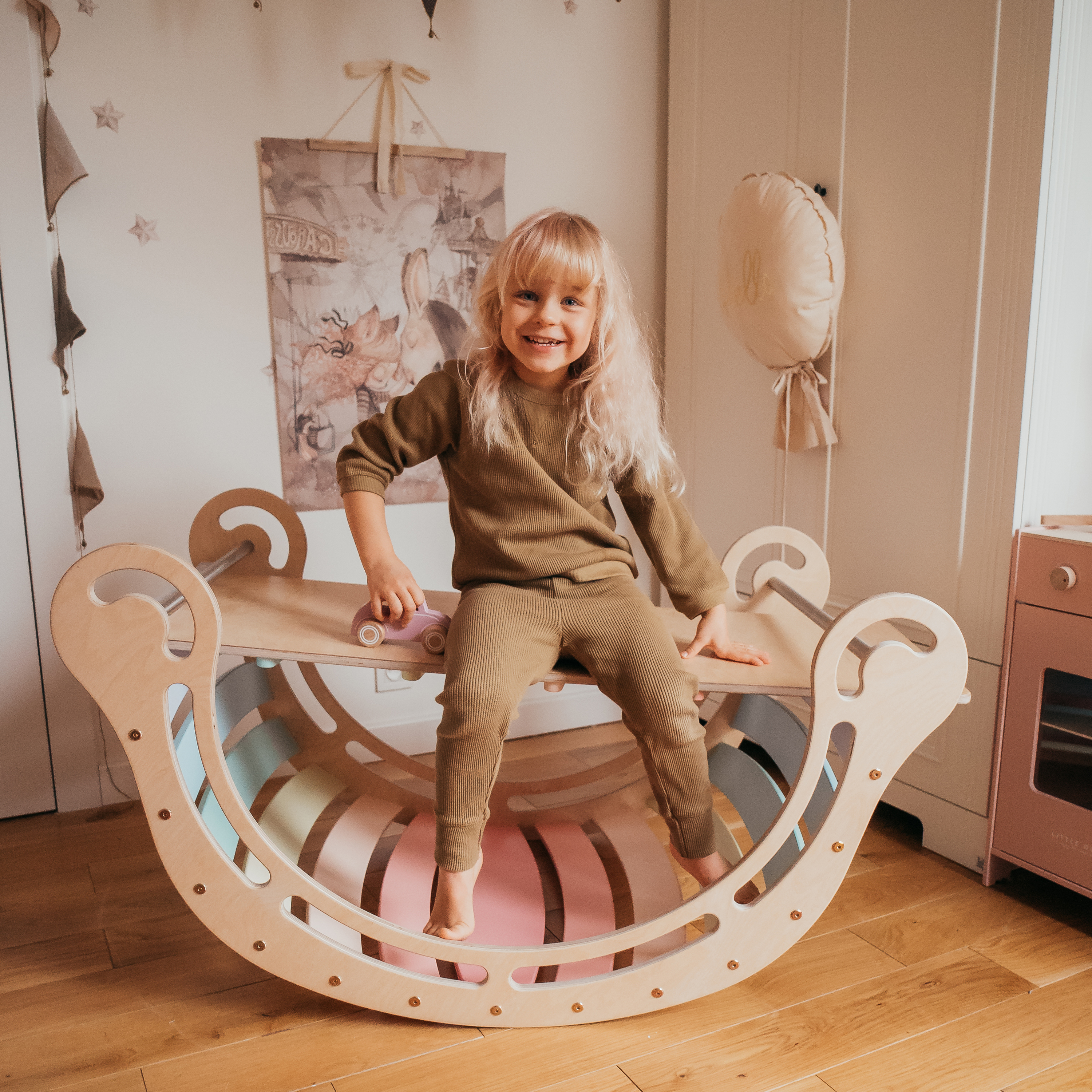 Houten XXL Rocker met Klimwand Pastel