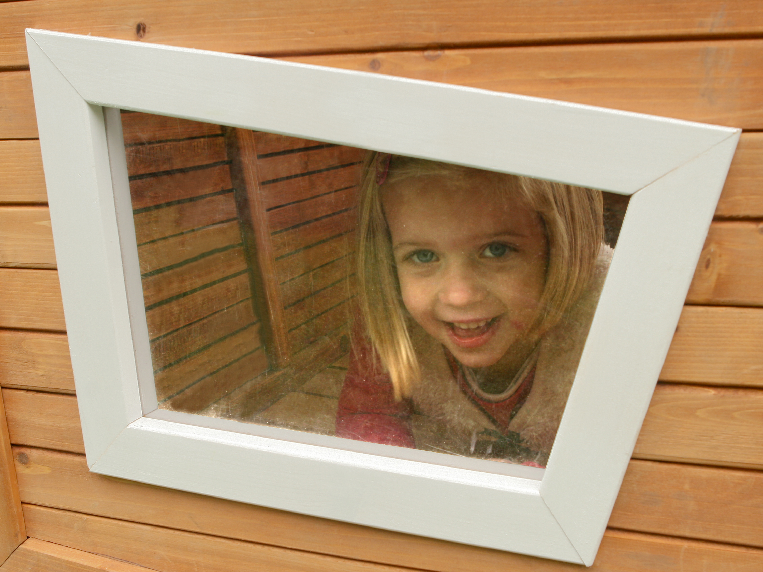 Emma Playhouse Brown/White - Blue Slide
