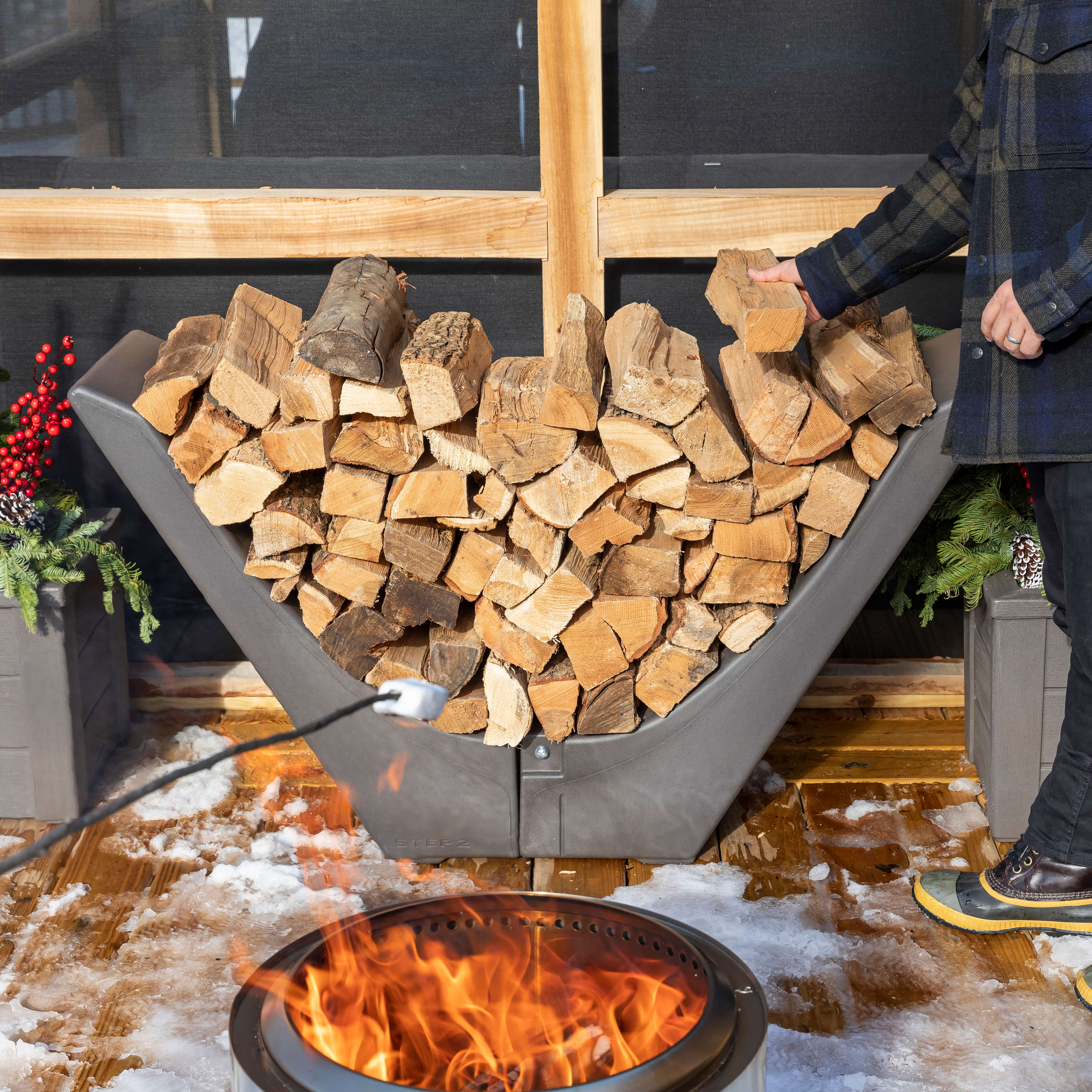 Longhorn Holzkorb für Kaminholz