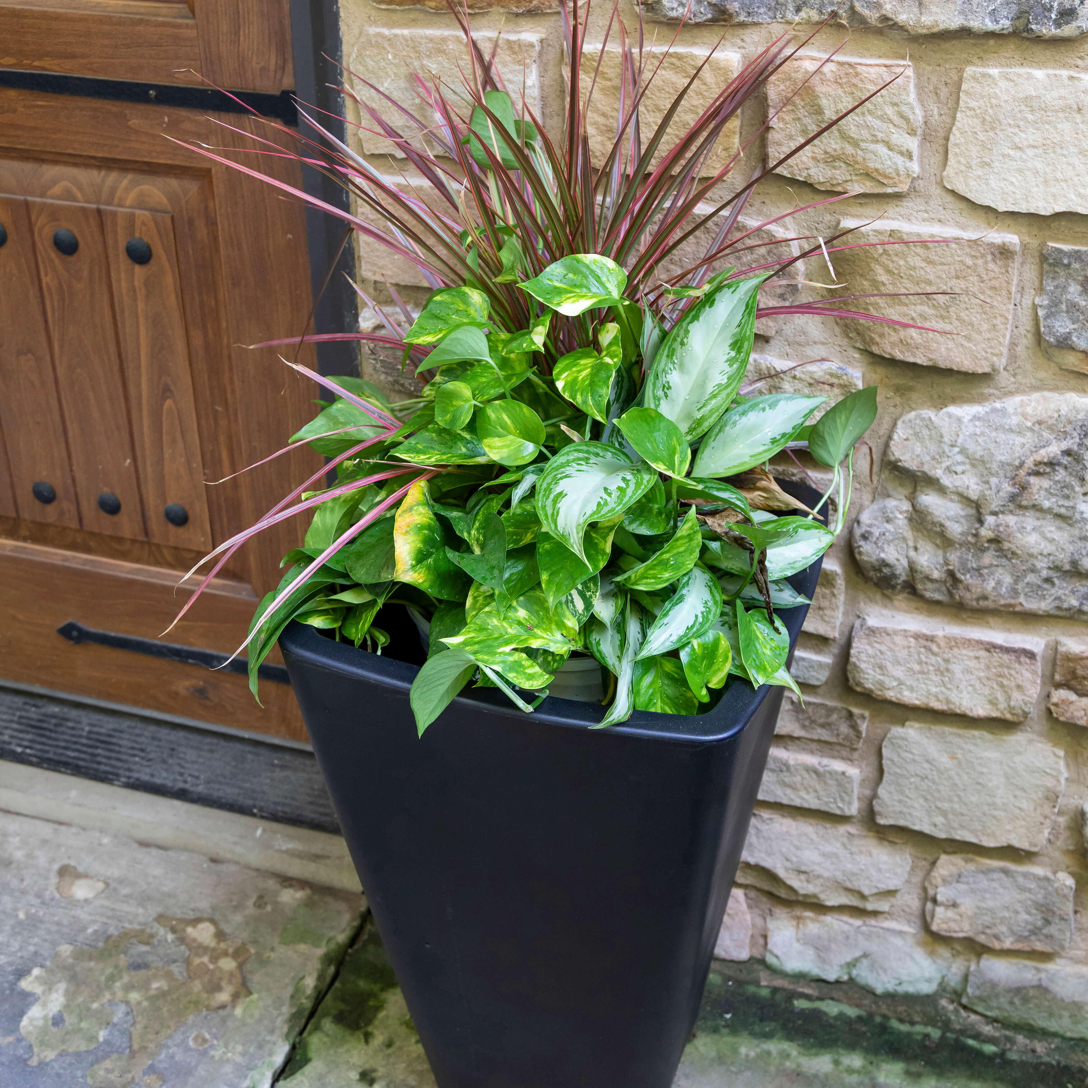 Bridgeview Tall Planter - Onyx Black Bridgeview Tall Planter - Onyx Black