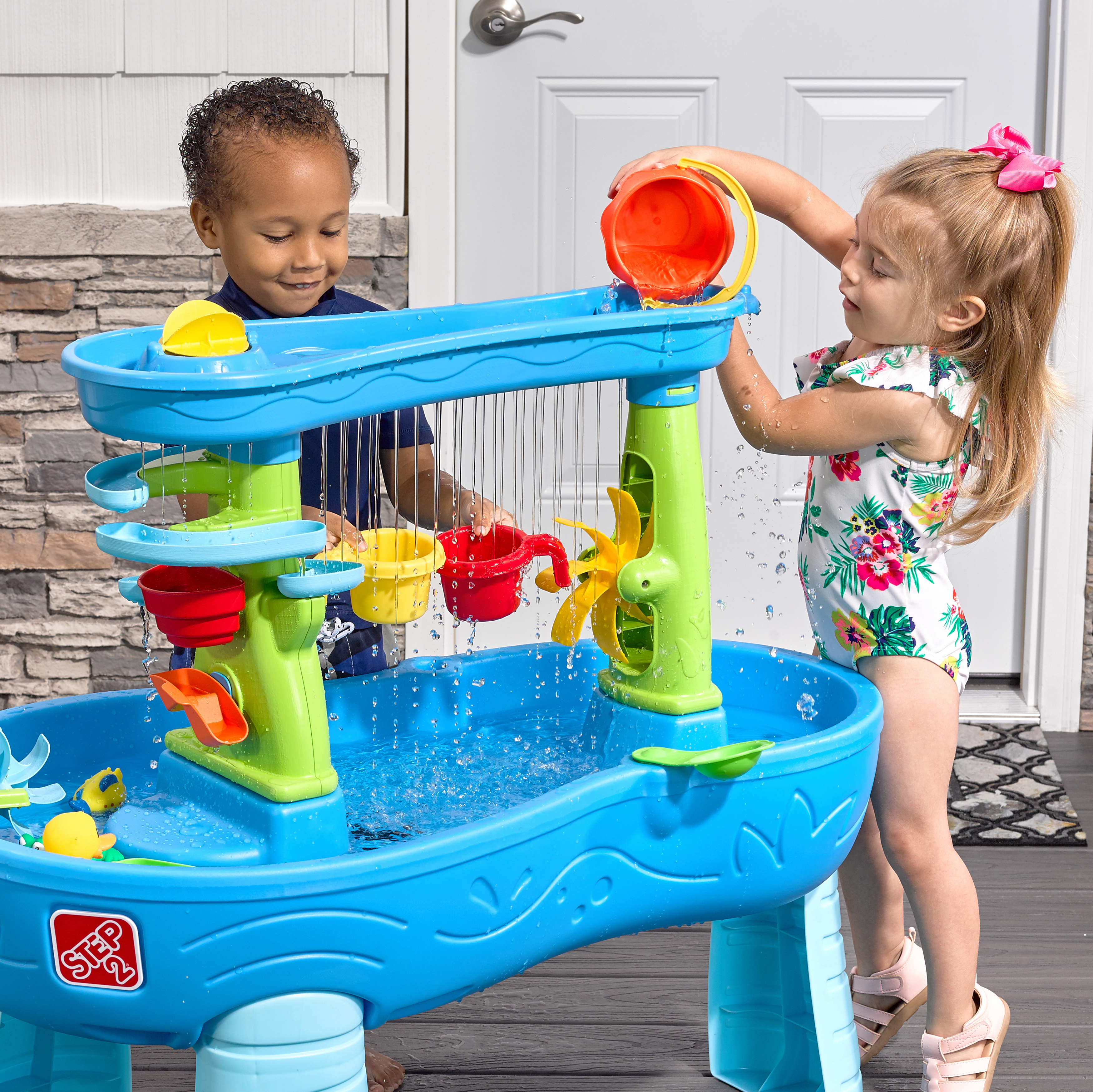 Double Showers Splash Water Table