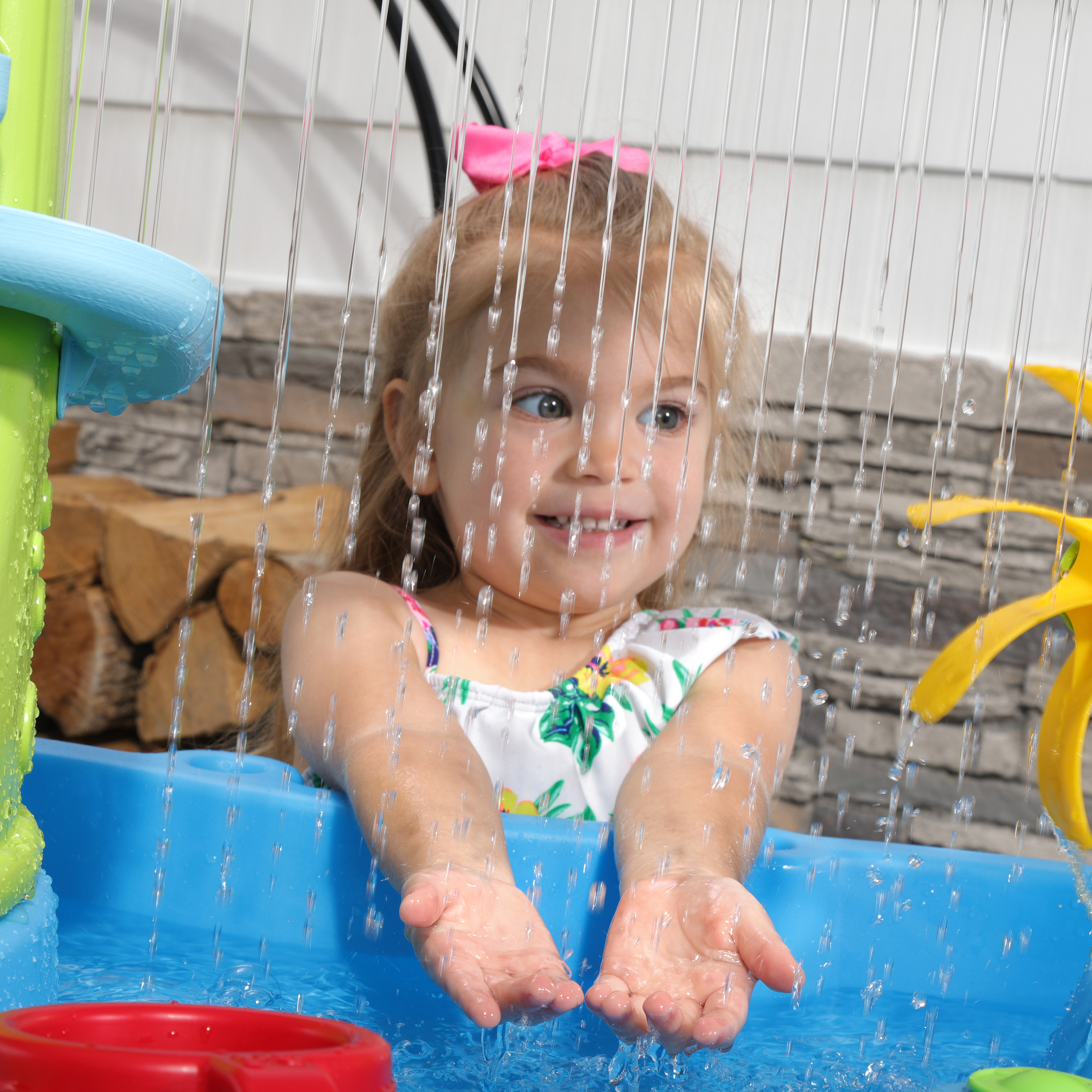 Double Showers Splash Water Table