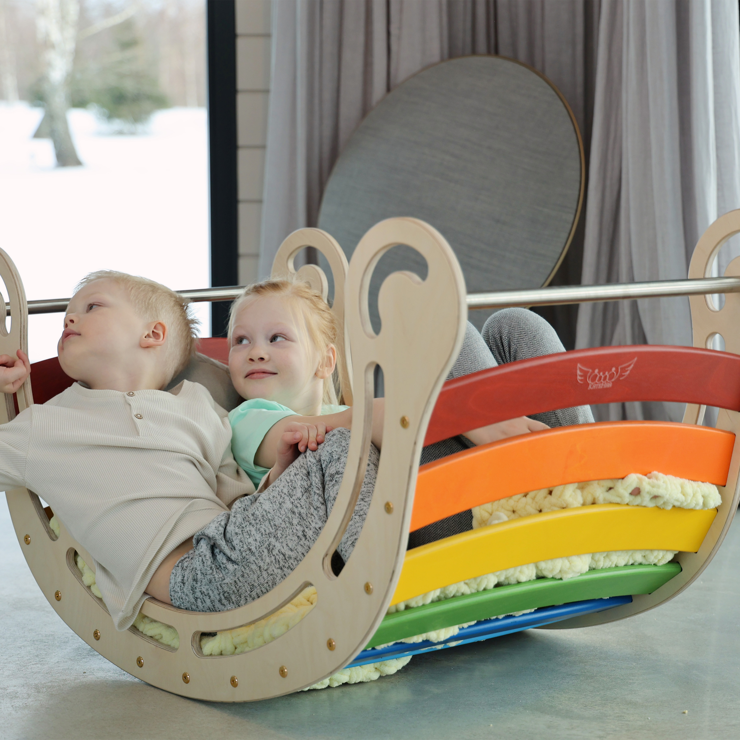 Houten XXL Rocker met Klimwand Regenboog