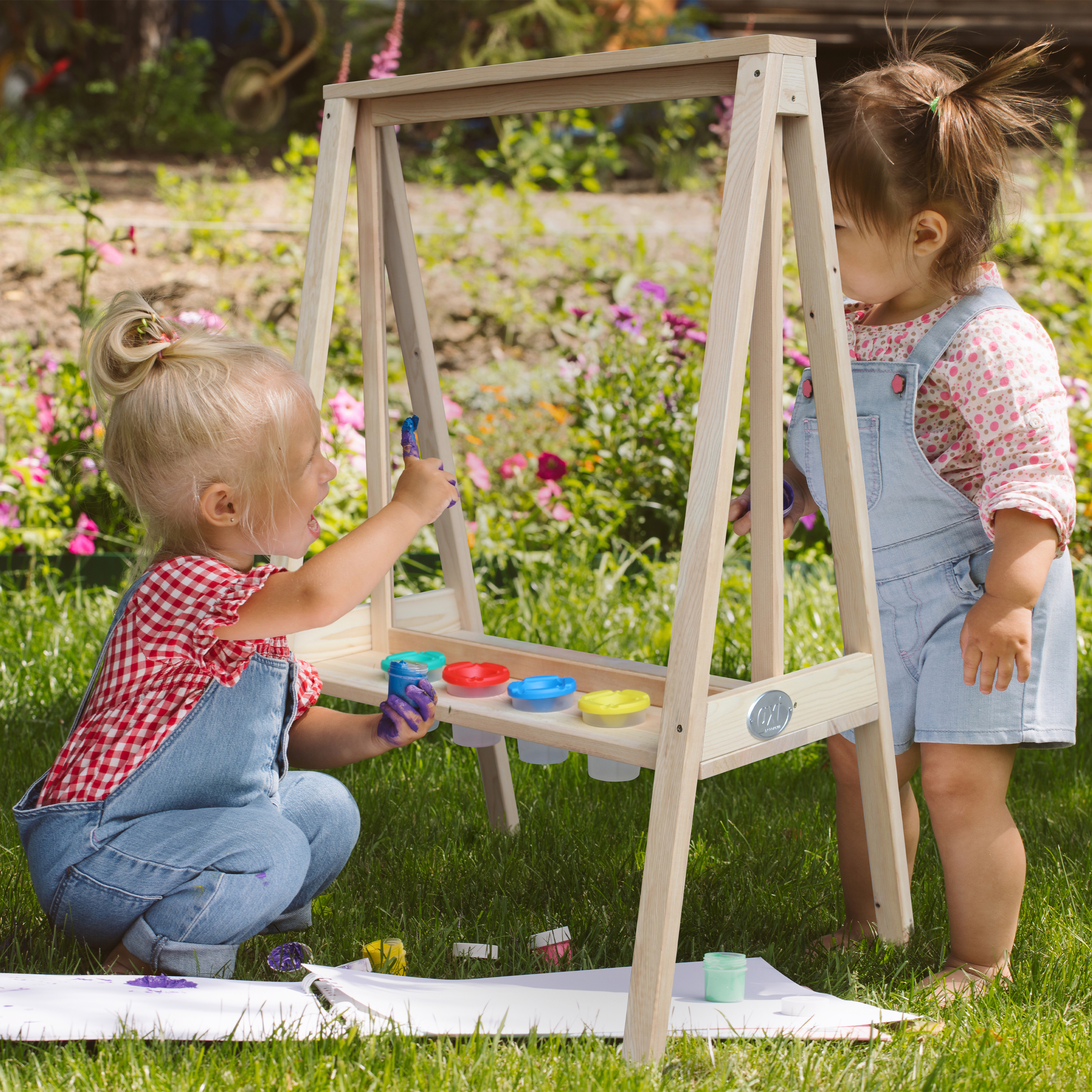 Eric Activity Easel Natural Brown Eric Activity Easel Natural Brown