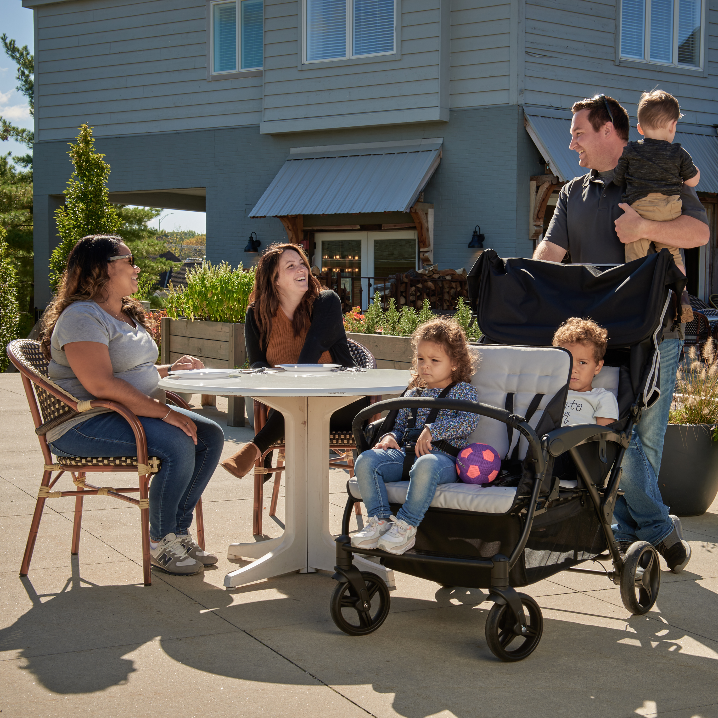 Odyssey 4x4 Quad Kinderwagen für 4 Kinder Grau/Schwarz 