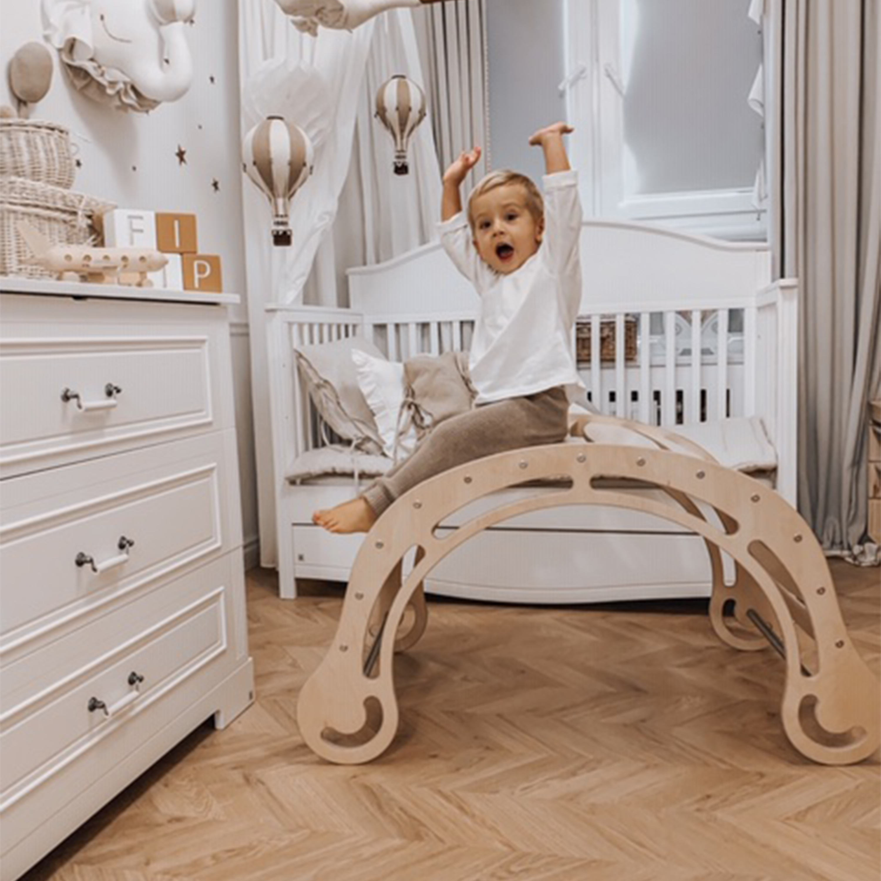 Bascule XXL en bois avec mur d'escalade Naturel Bascule XXL en bois avec mur d'escalade Naturel