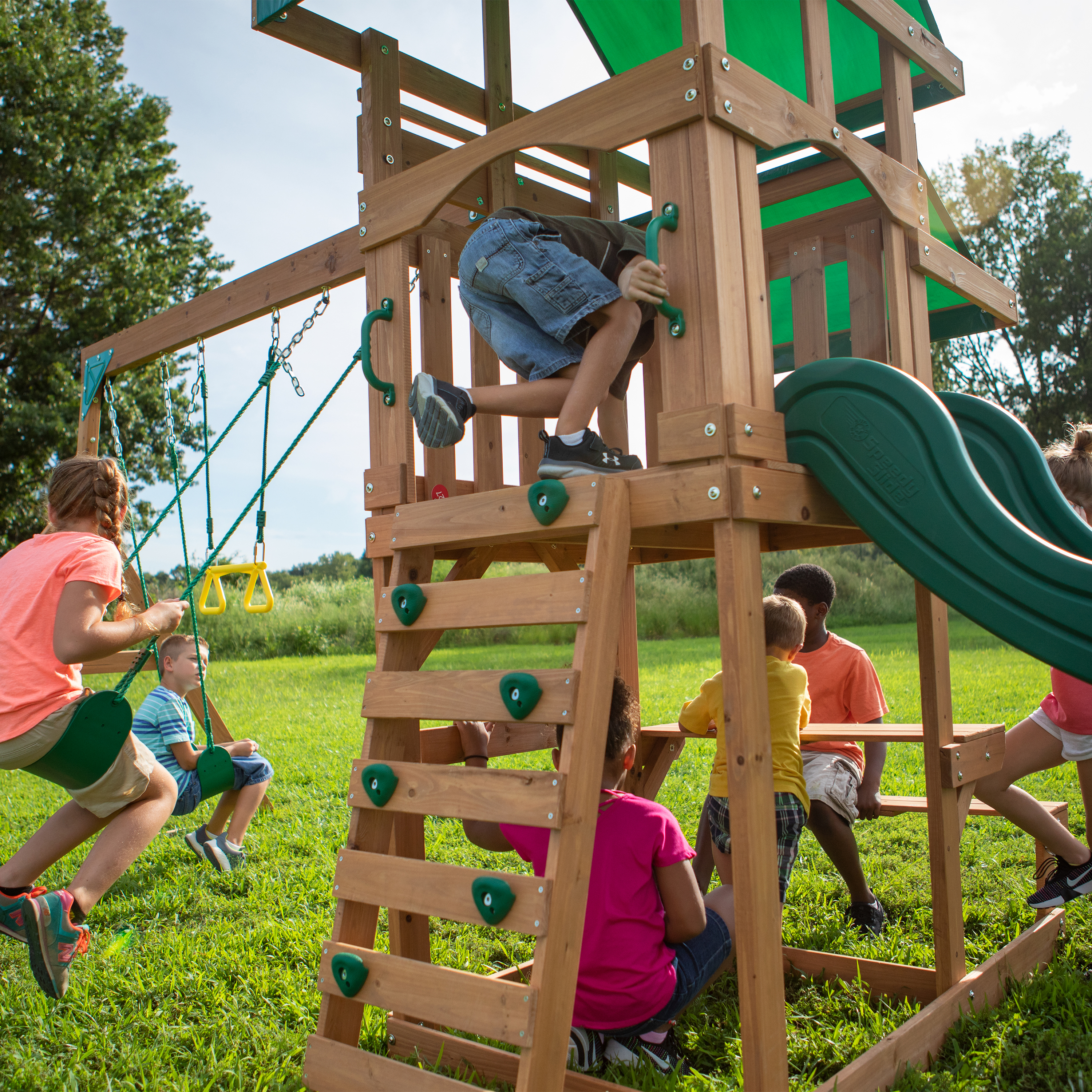 Belmont aire de jeux en bois