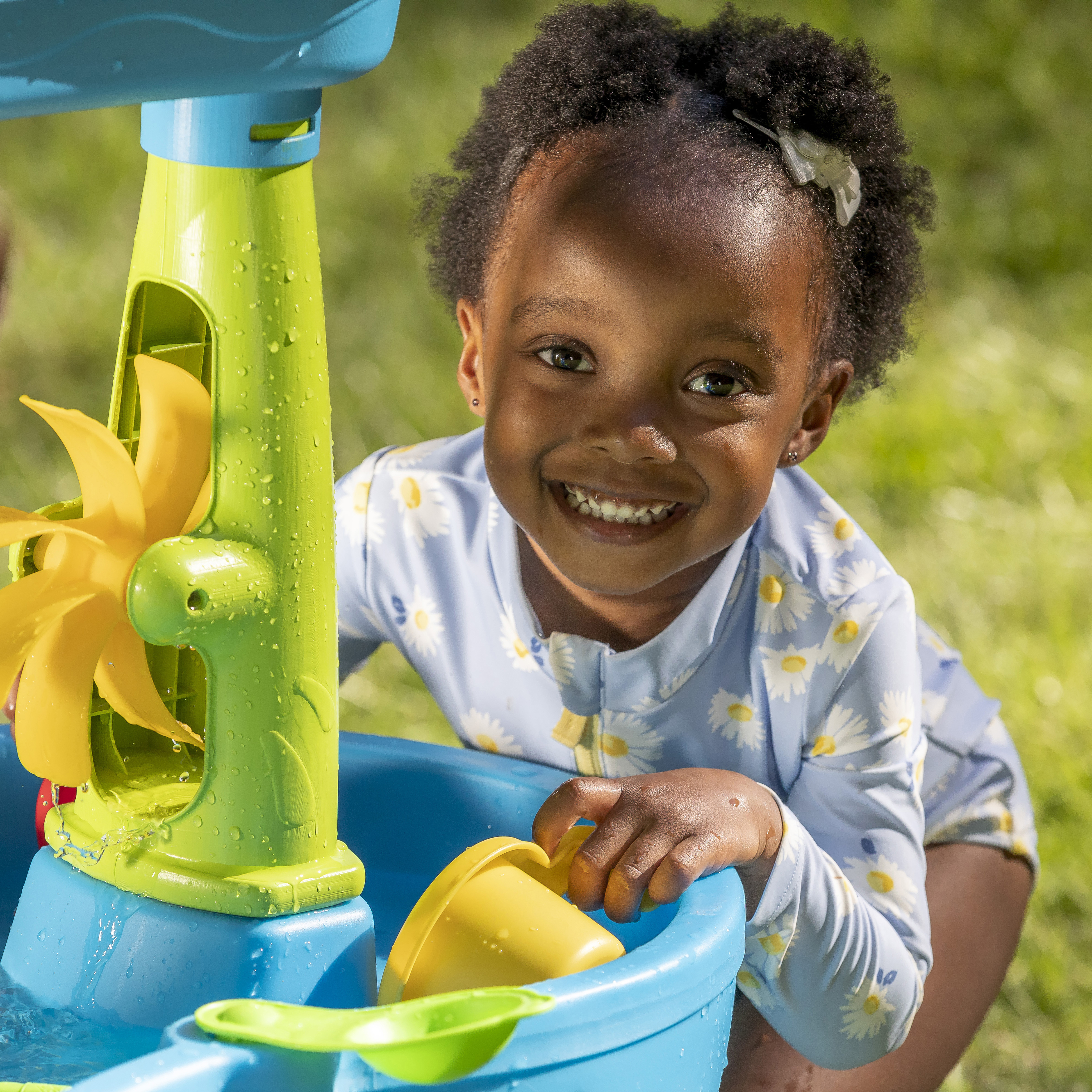 Double Showers Splash Water Table